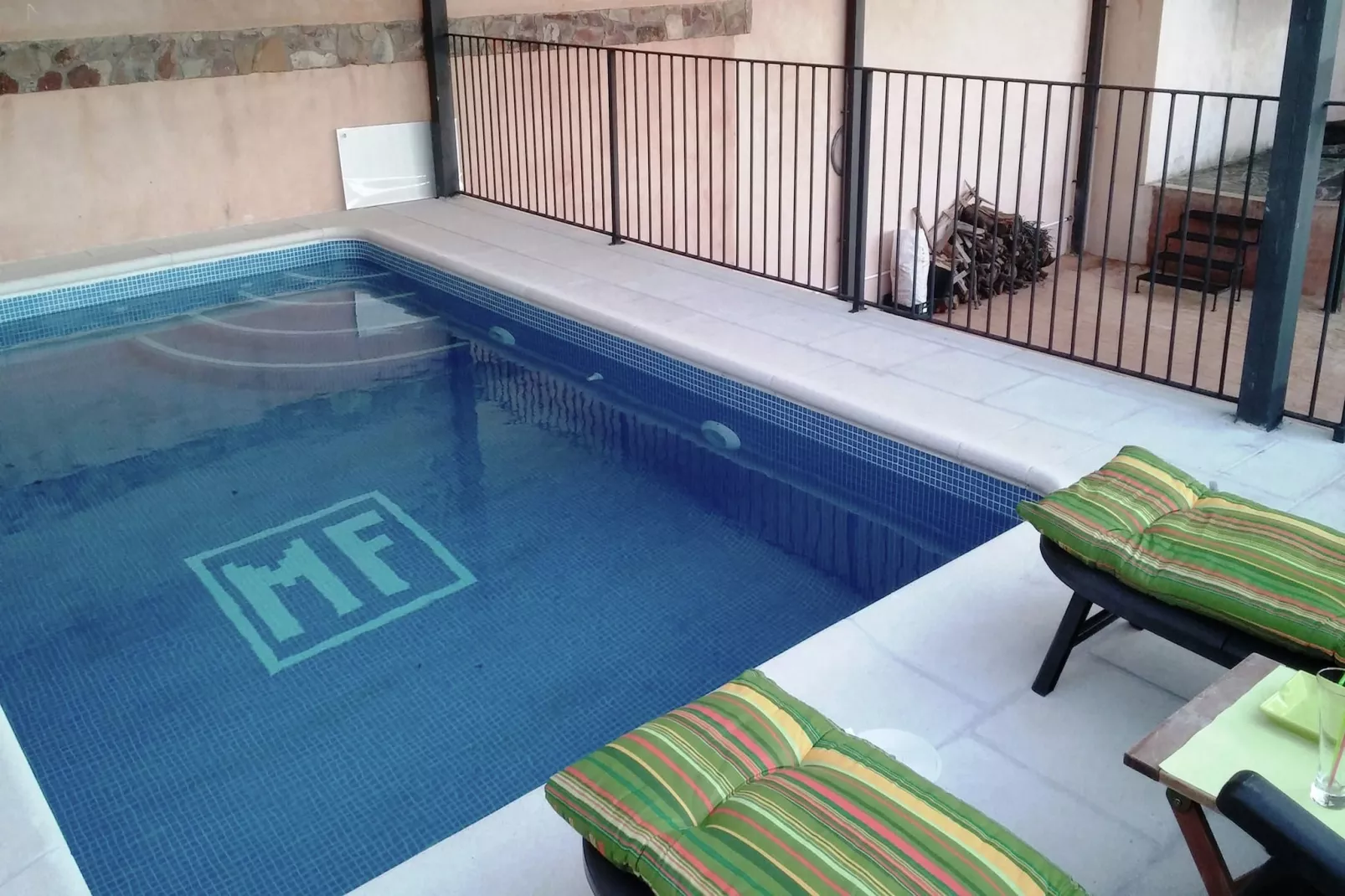 Mirador de la Fuente-Schwimmbad