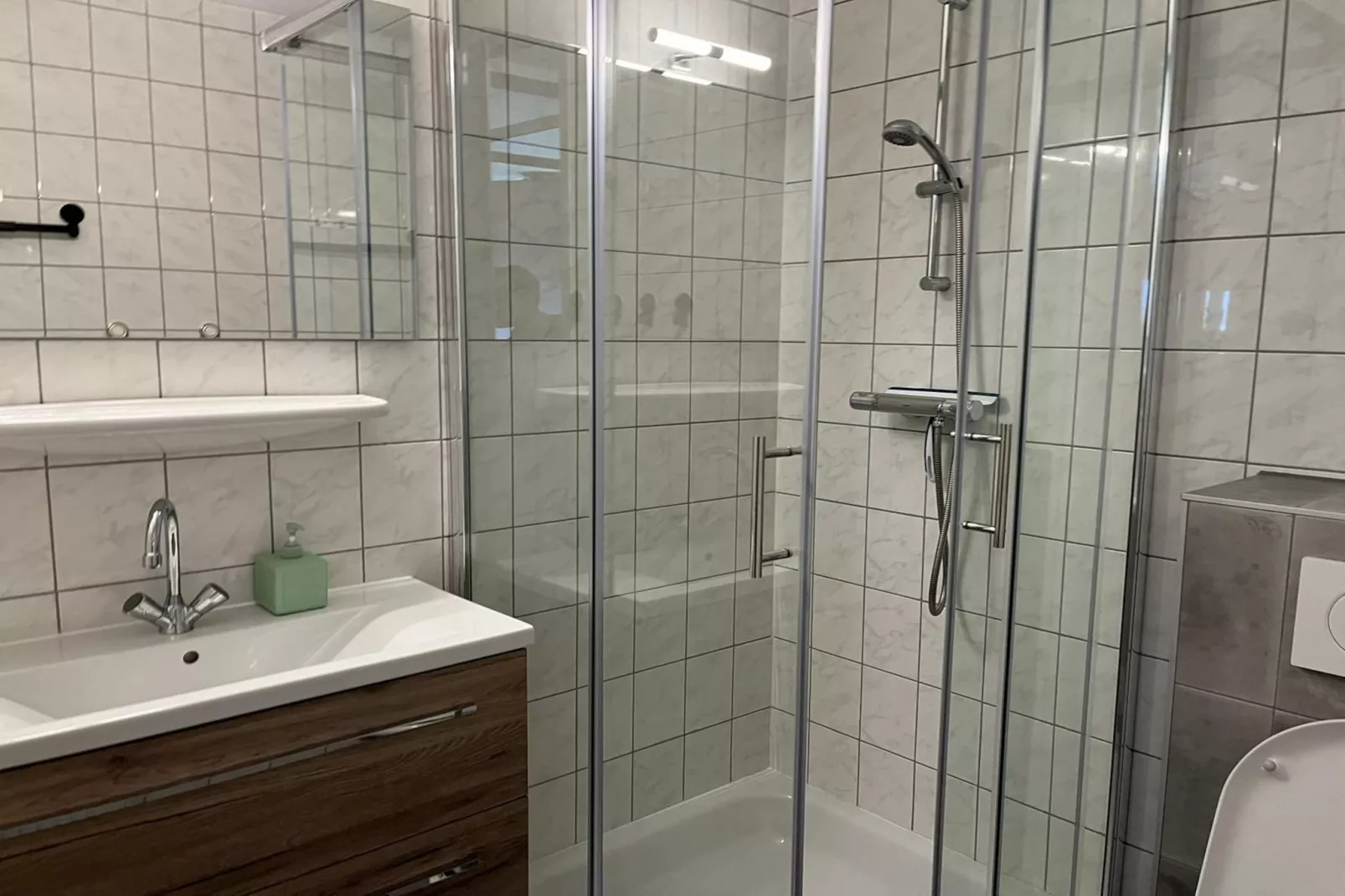 Zeeweg 77-Bathroom