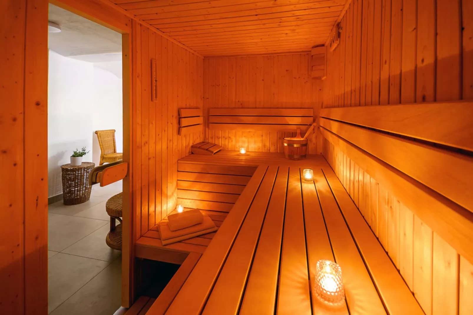 Luxe Villa in Bernartice, ook voor groepen KKH045-Bathroom