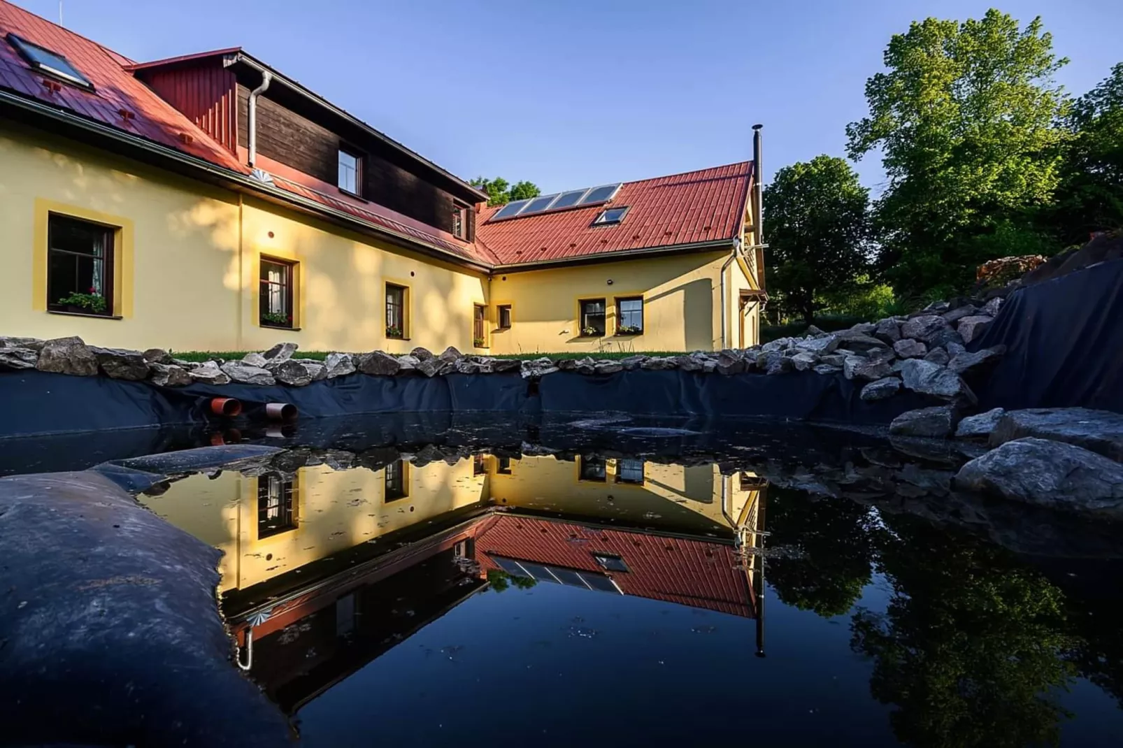 Luxe Villa in Bernartice, ook voor groepen KKH045-Gardens summer