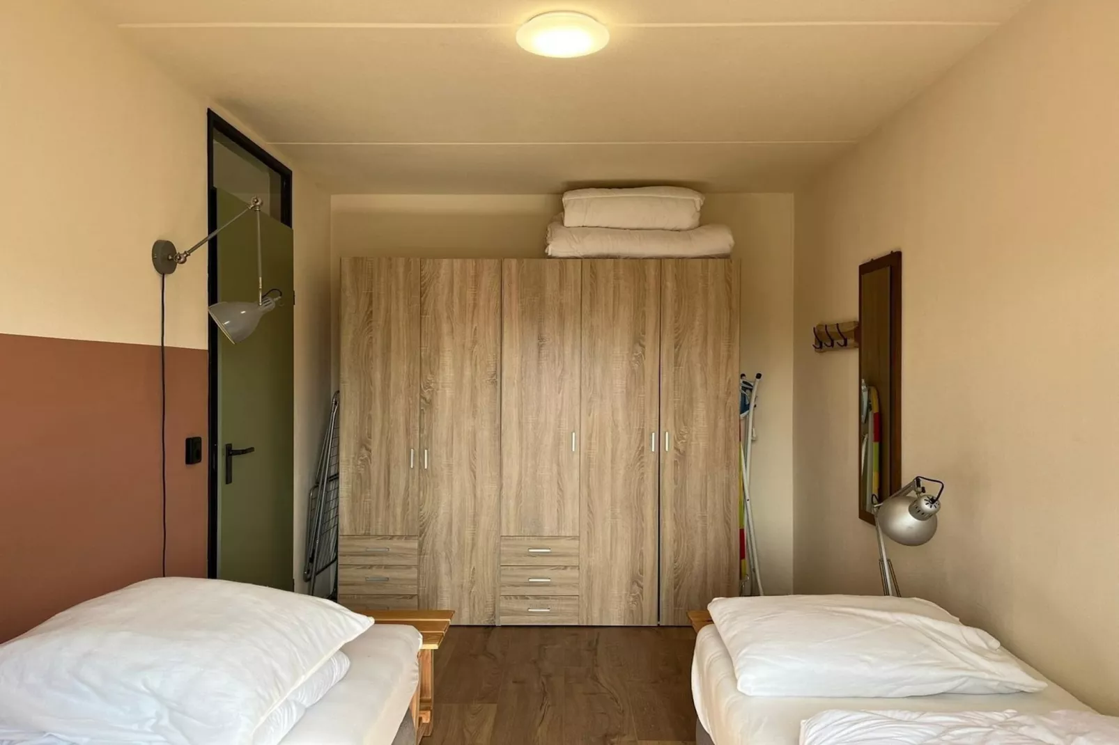 Zeeweg 77-Bedroom