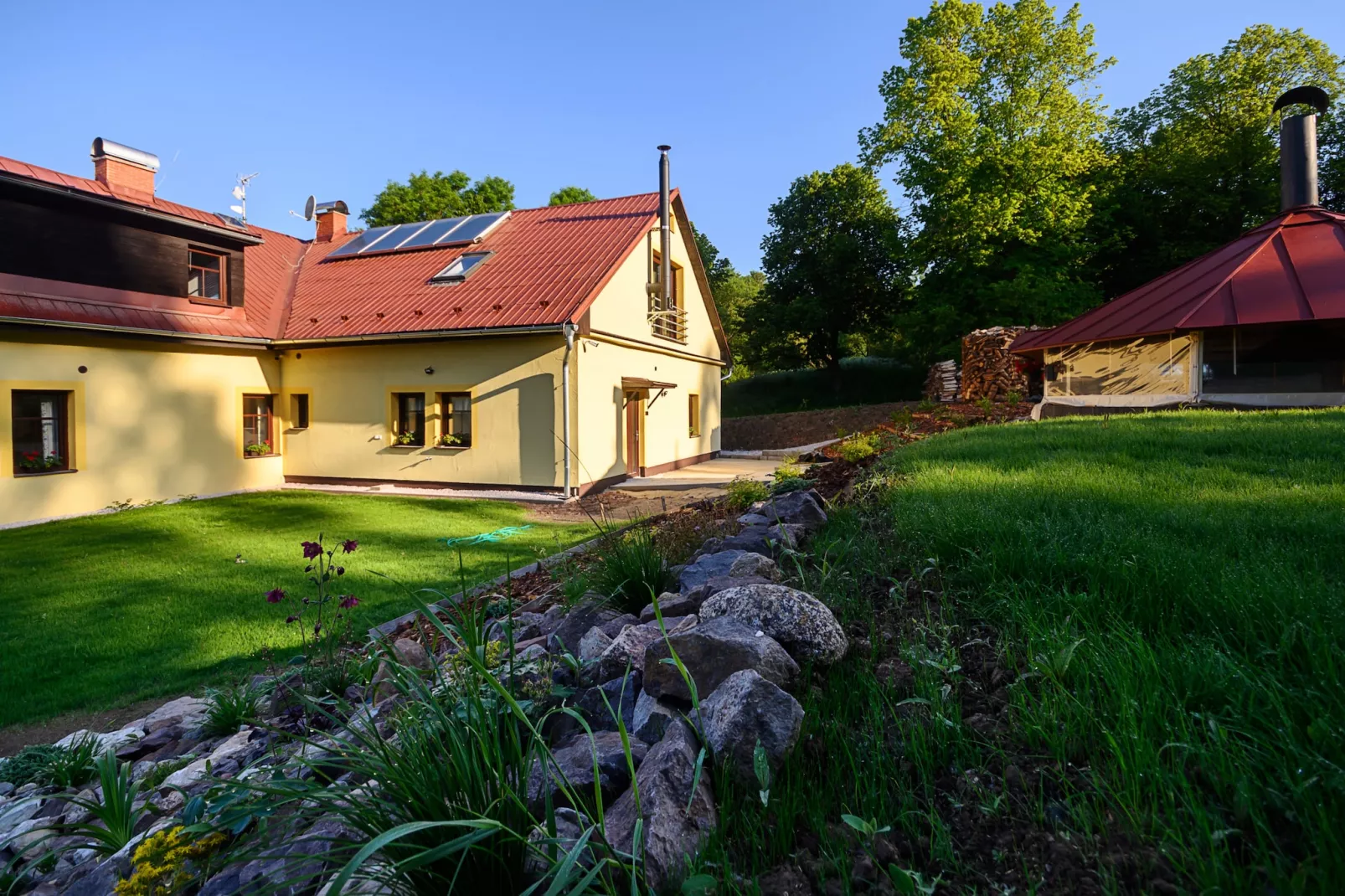 Luxe Villa in Bernartice, ook voor groepen KKH045-Outdoor