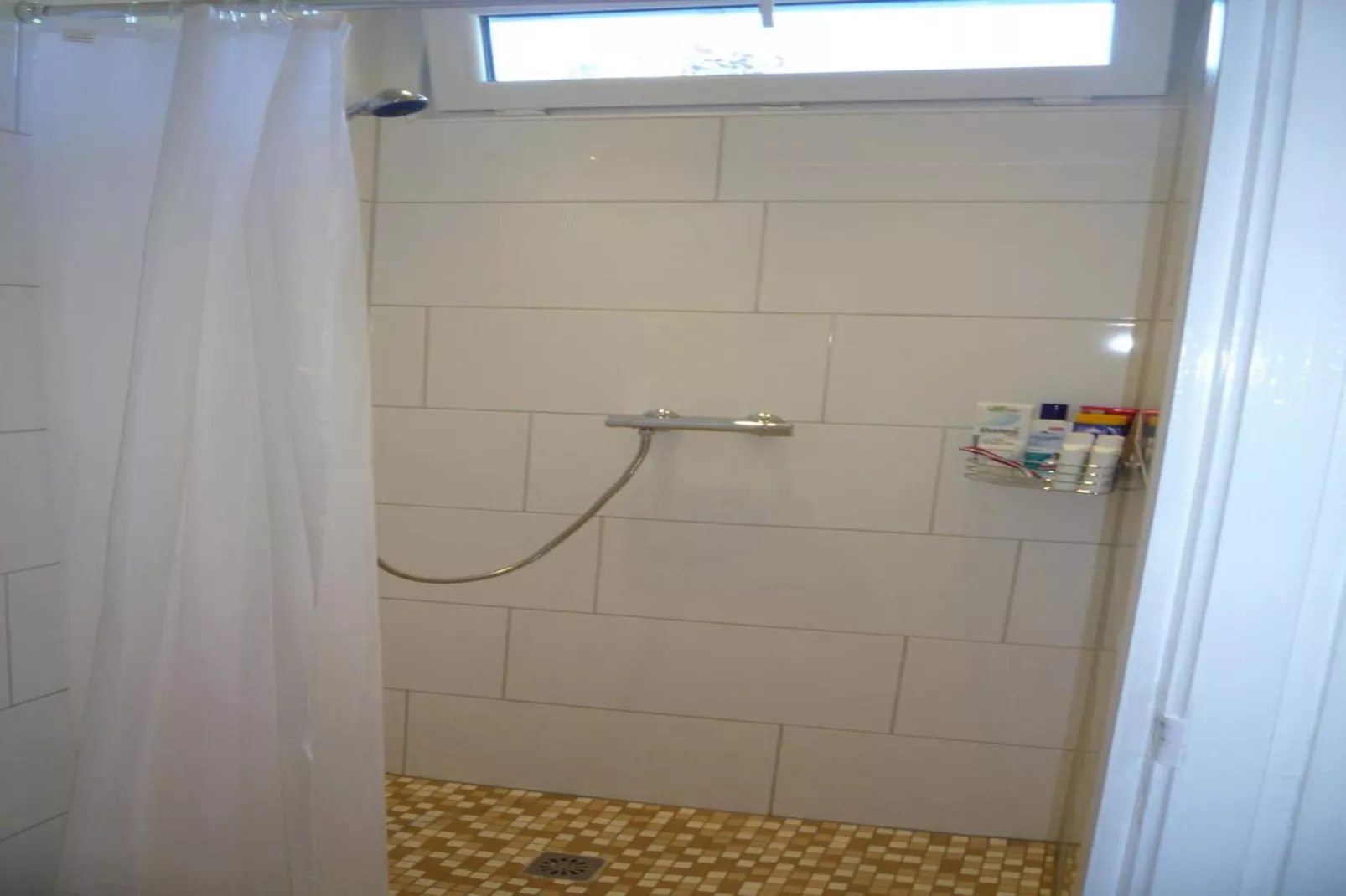 Eureka 015 - "Kalliste"-Bathroom