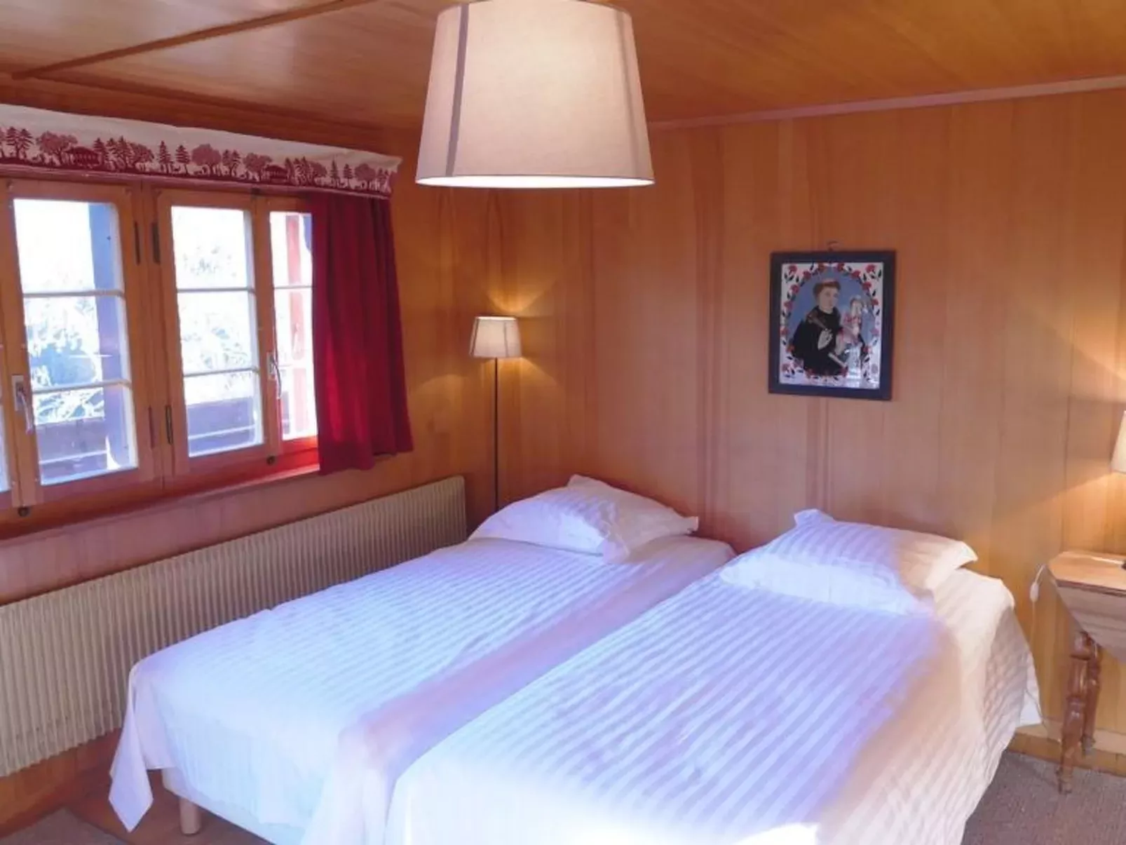Tree-Tops, Chalet-Drinnen