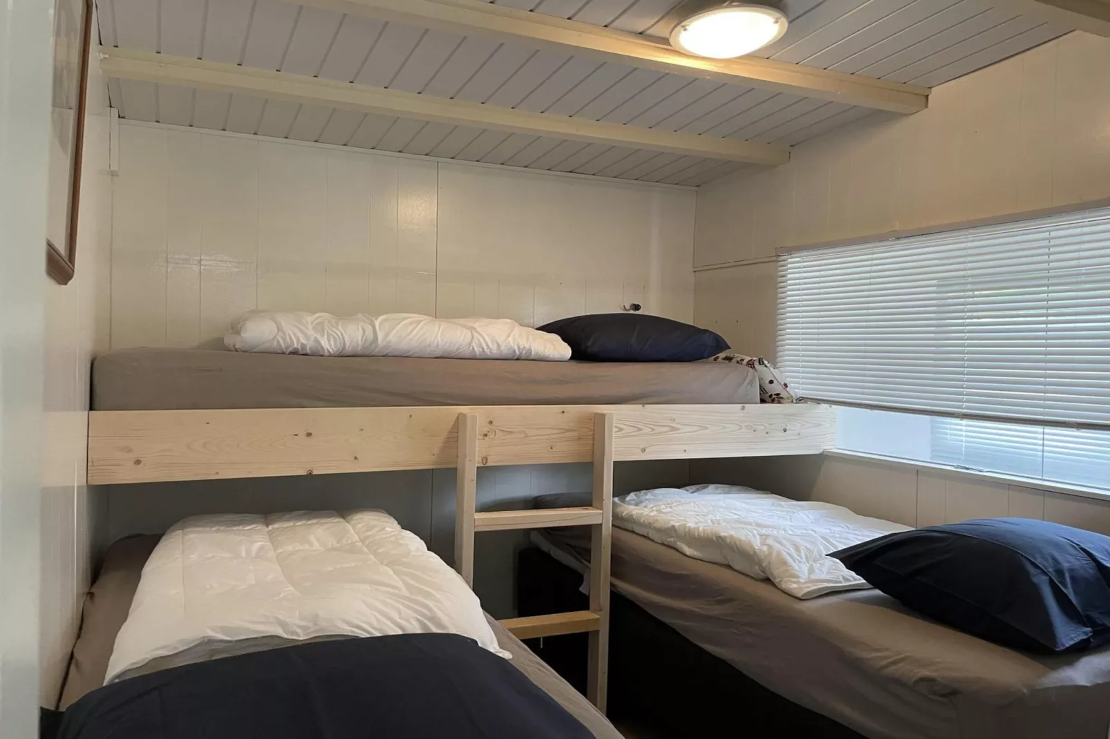 Campanula 173-Bedroom