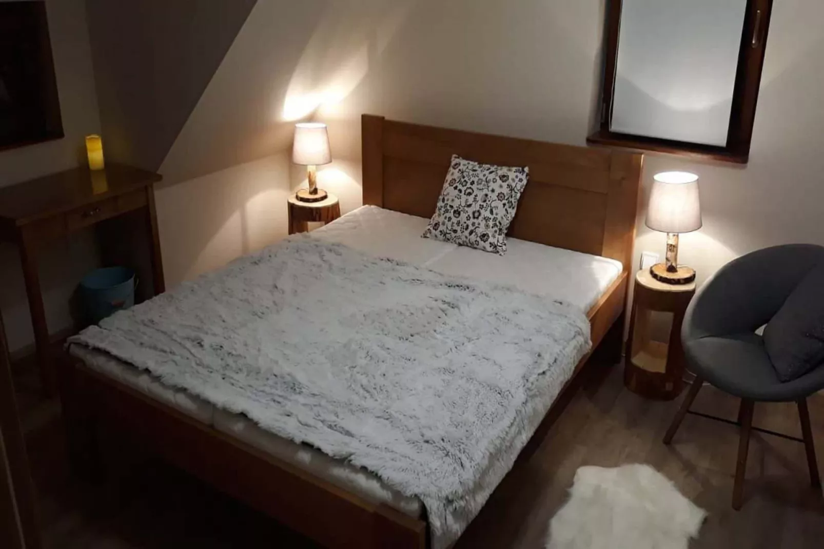 Zacler KZA280-Ve-Bedroom