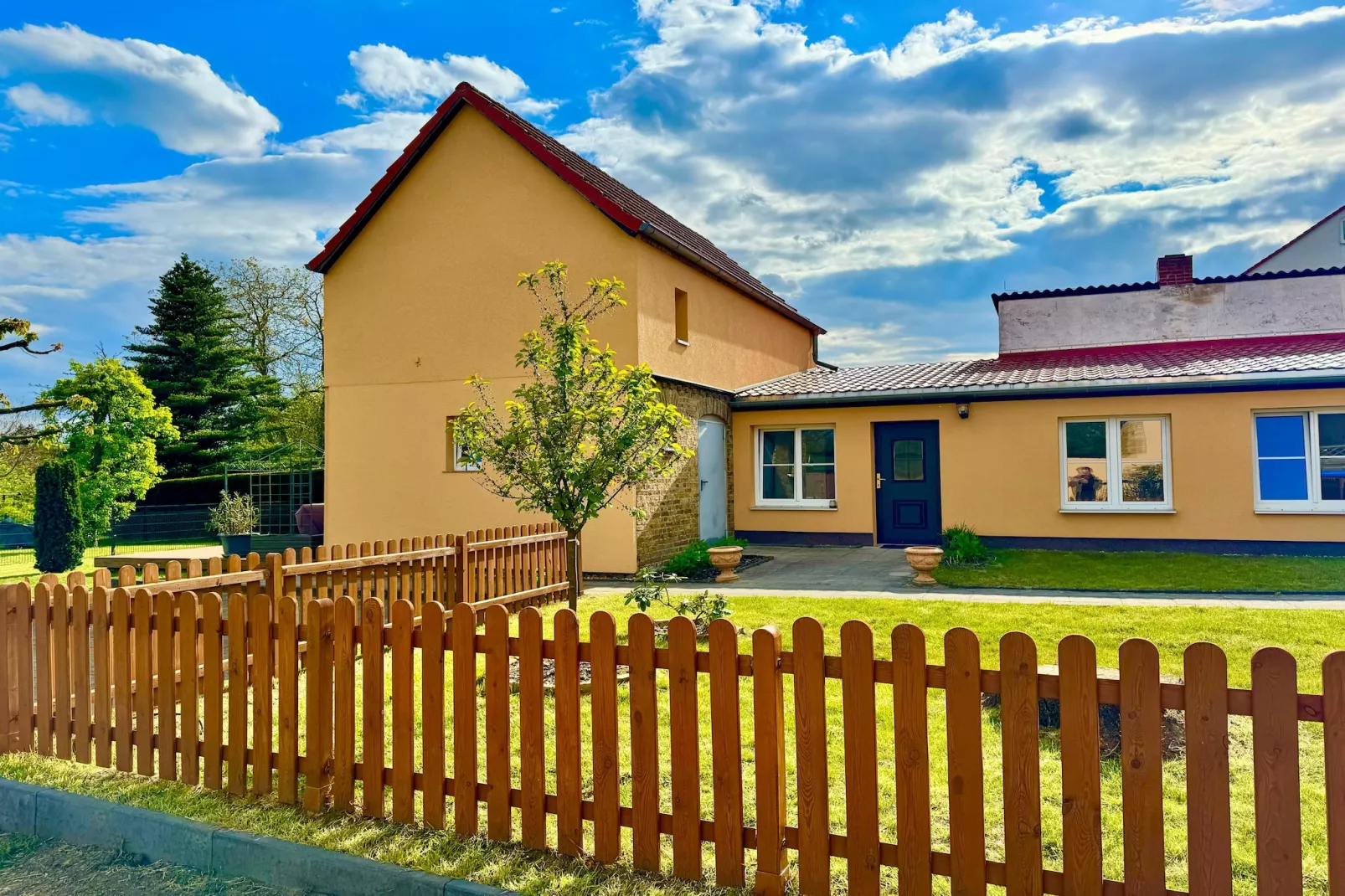 Ferienhaus Havelzeit - 3 Personen-Außenbereich Sommer