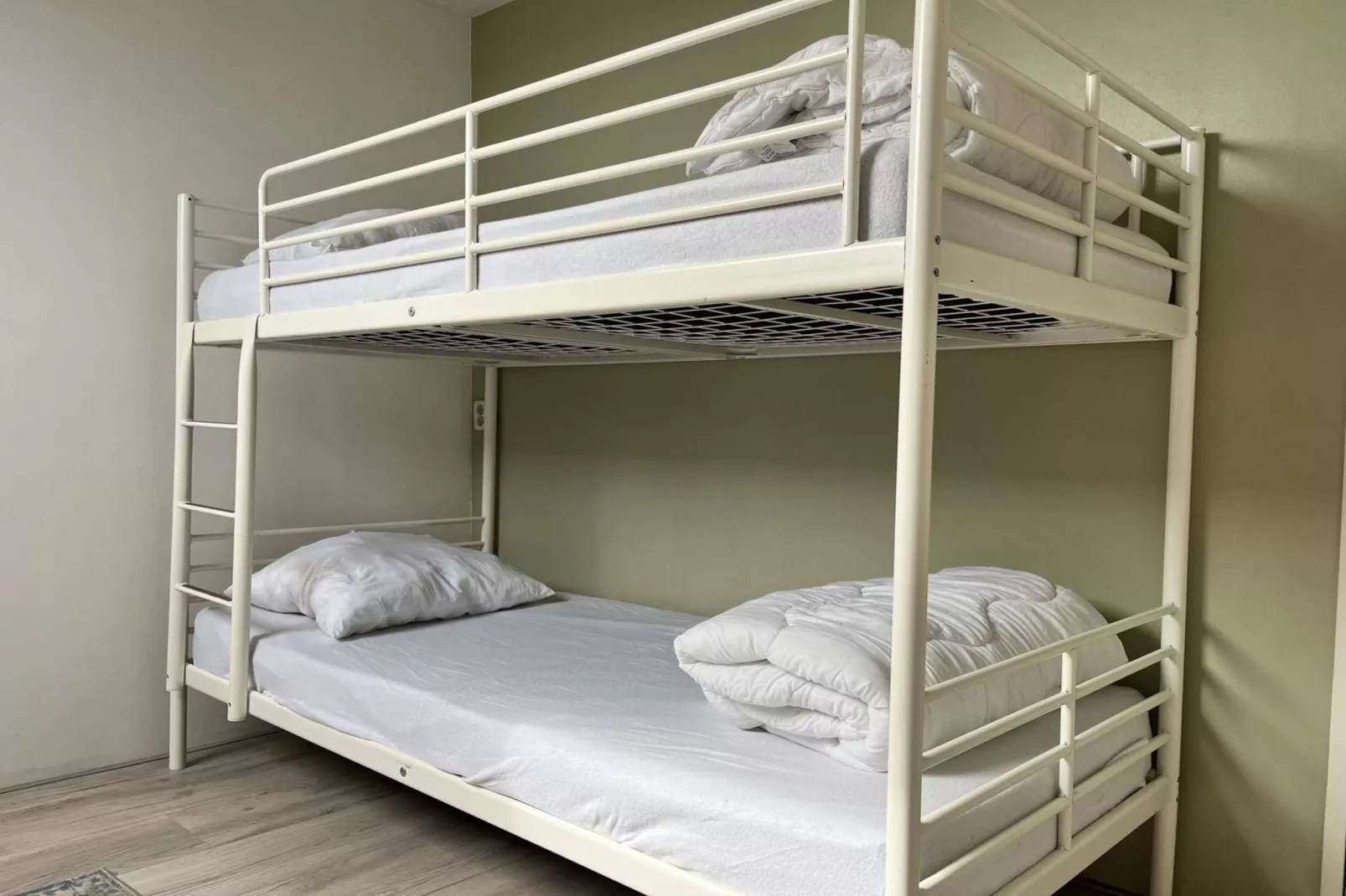 Sint Maartensweg 38-Bedroom