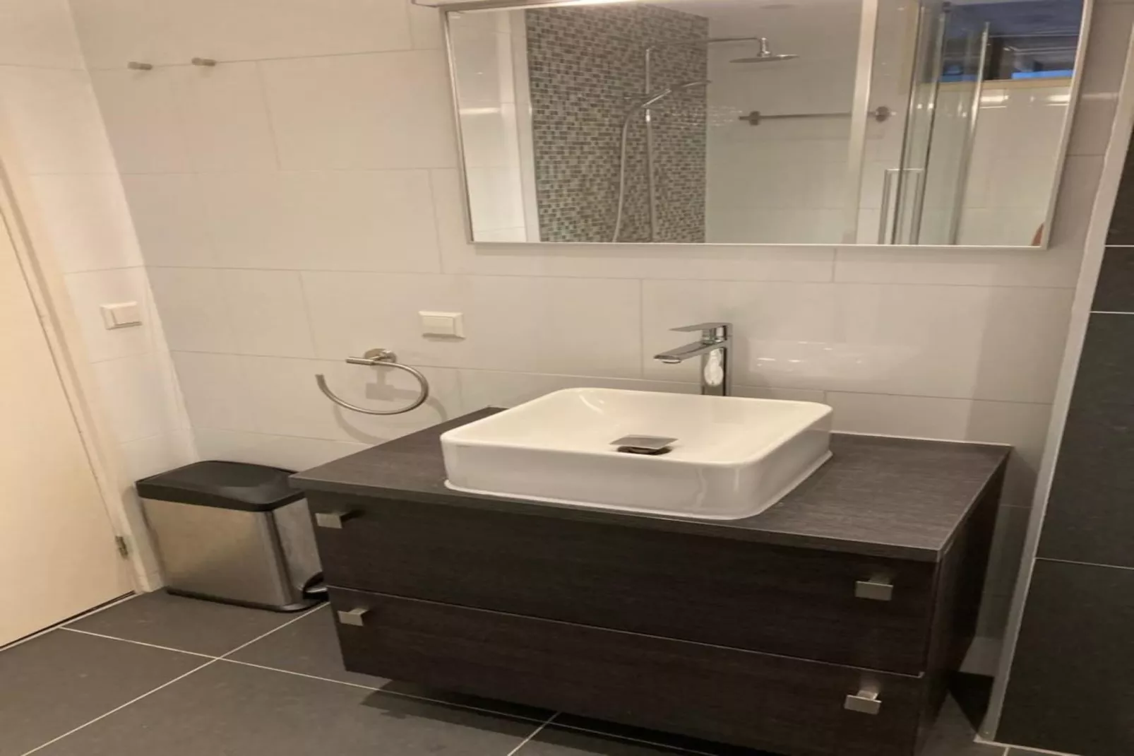 Sint Maartensweg 38-Bathroom