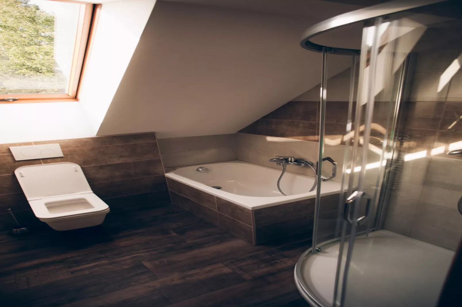 Lazne Libverda LLP015-Badezimmer