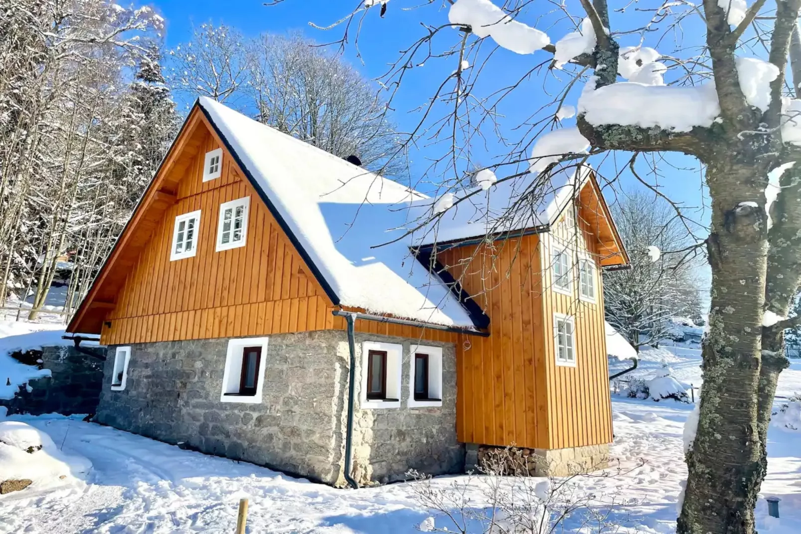 Lucany nad Nisou - LLA560-Outdoor