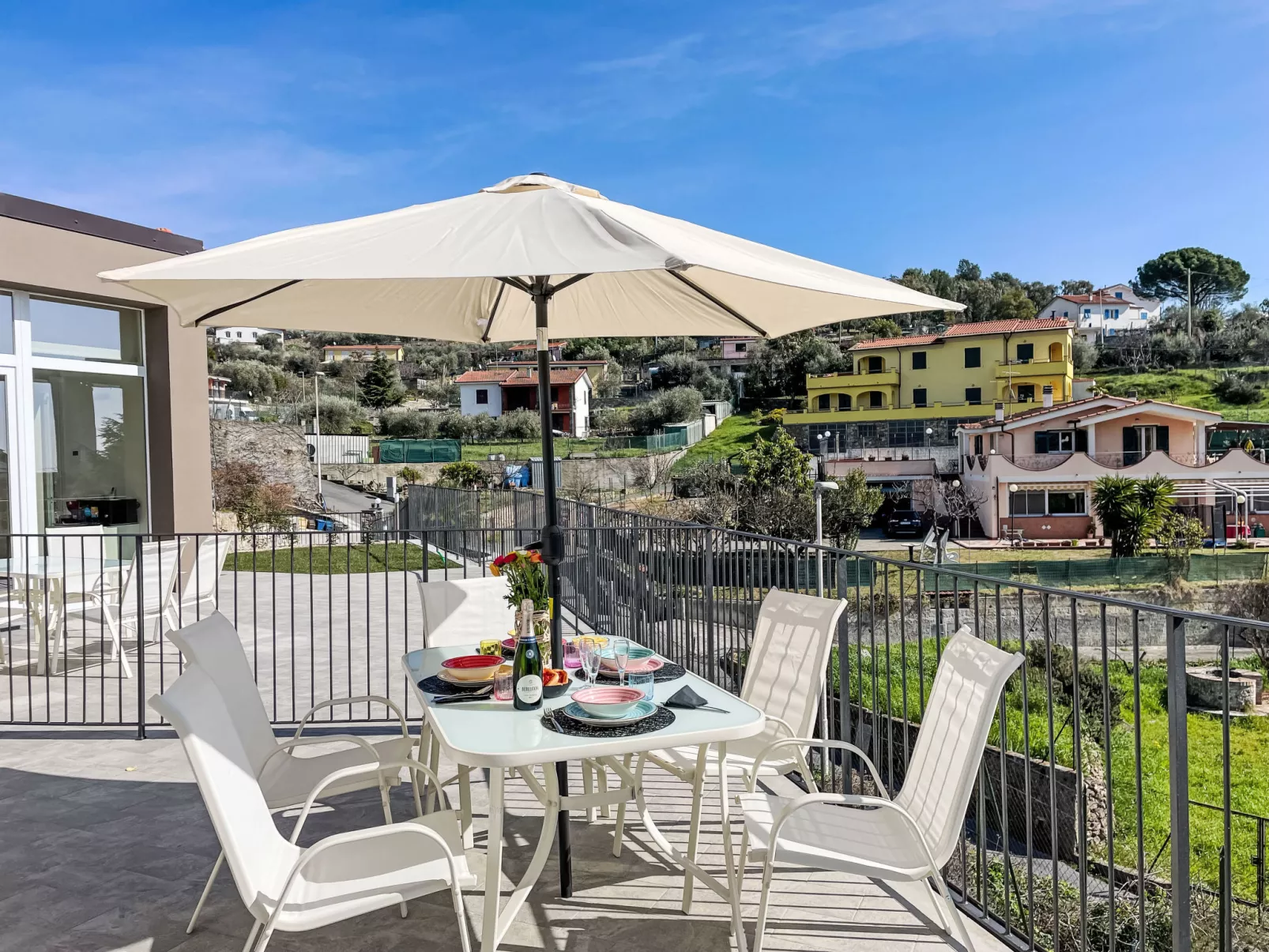 Villa Milu-Outside