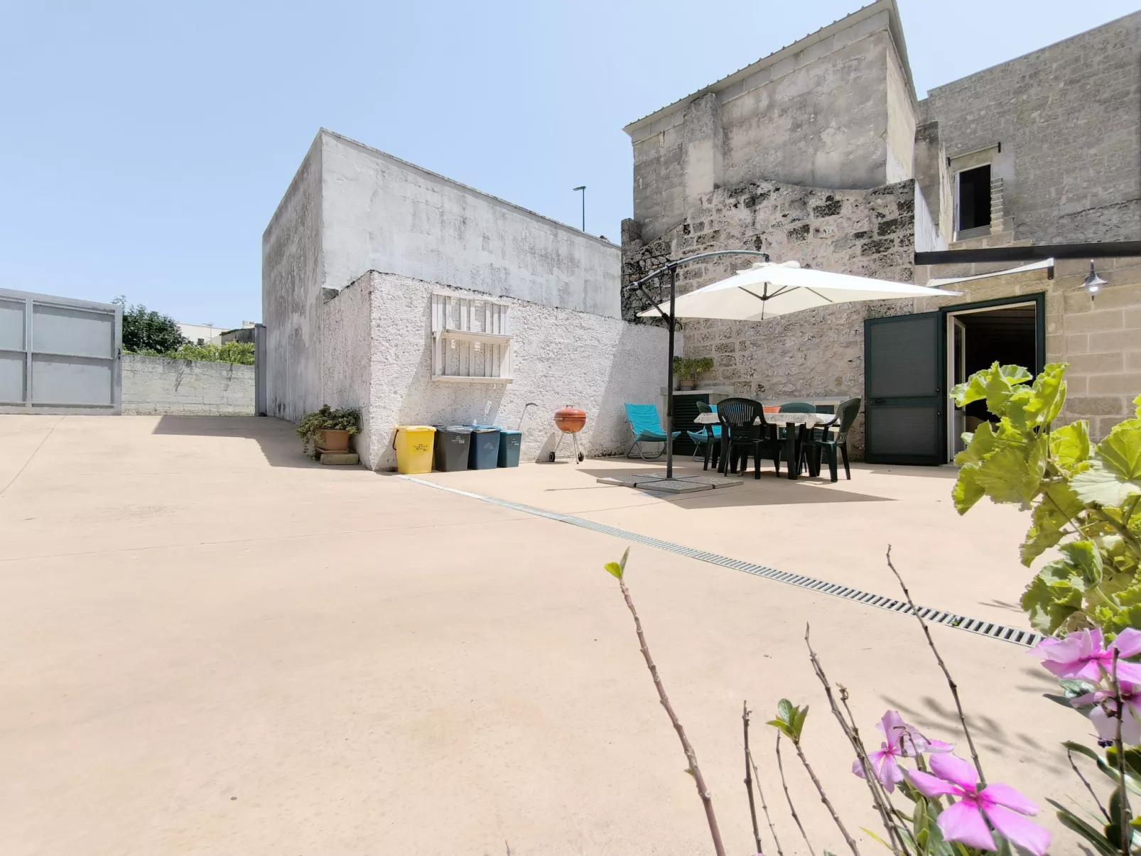 Le Cementine-Outside