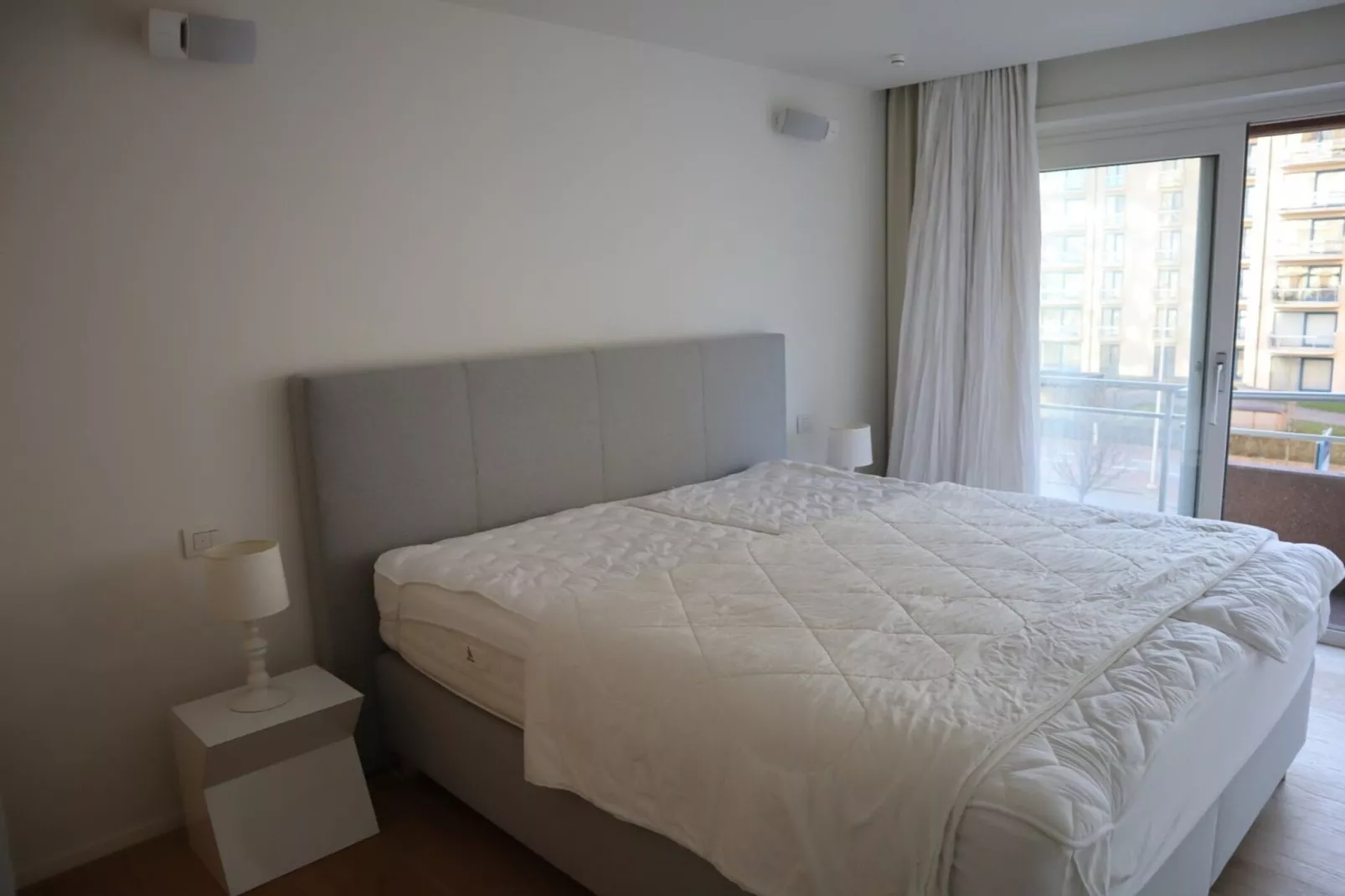 SCORPIO BI 201-Bedroom