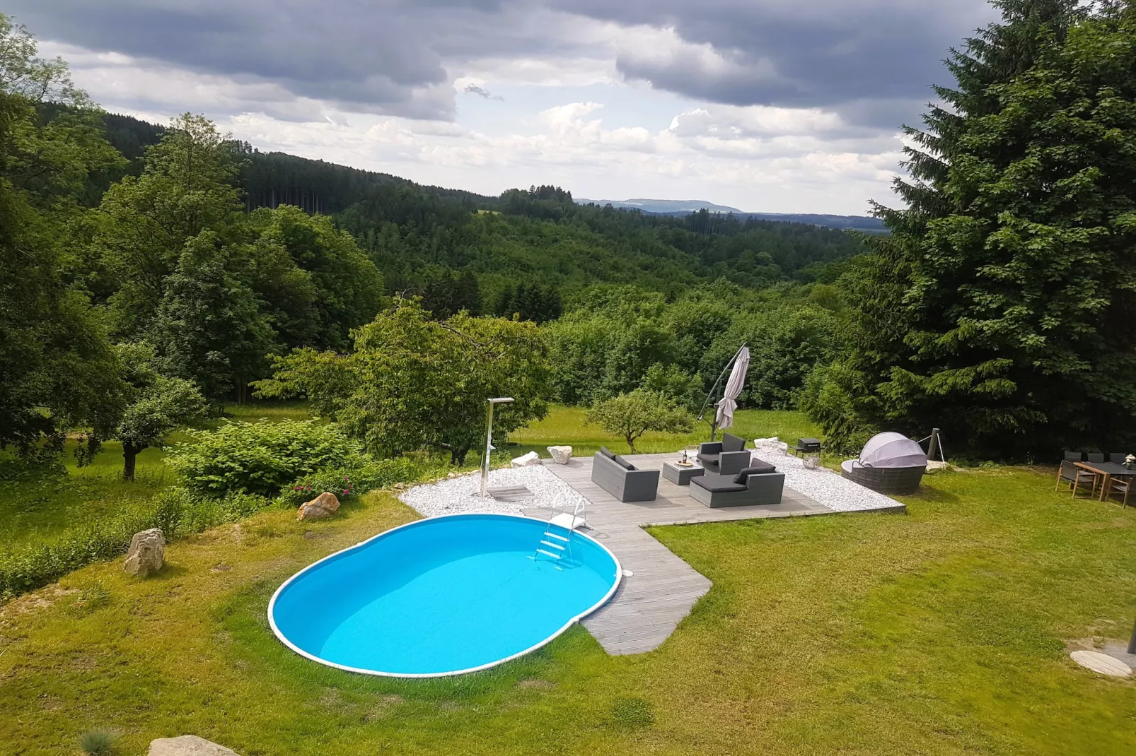 Tanvald LSH141-Schwimmbad