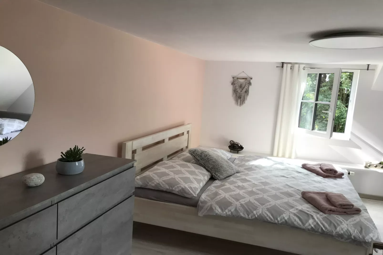 Tanvald LSH141-Schlafzimmer