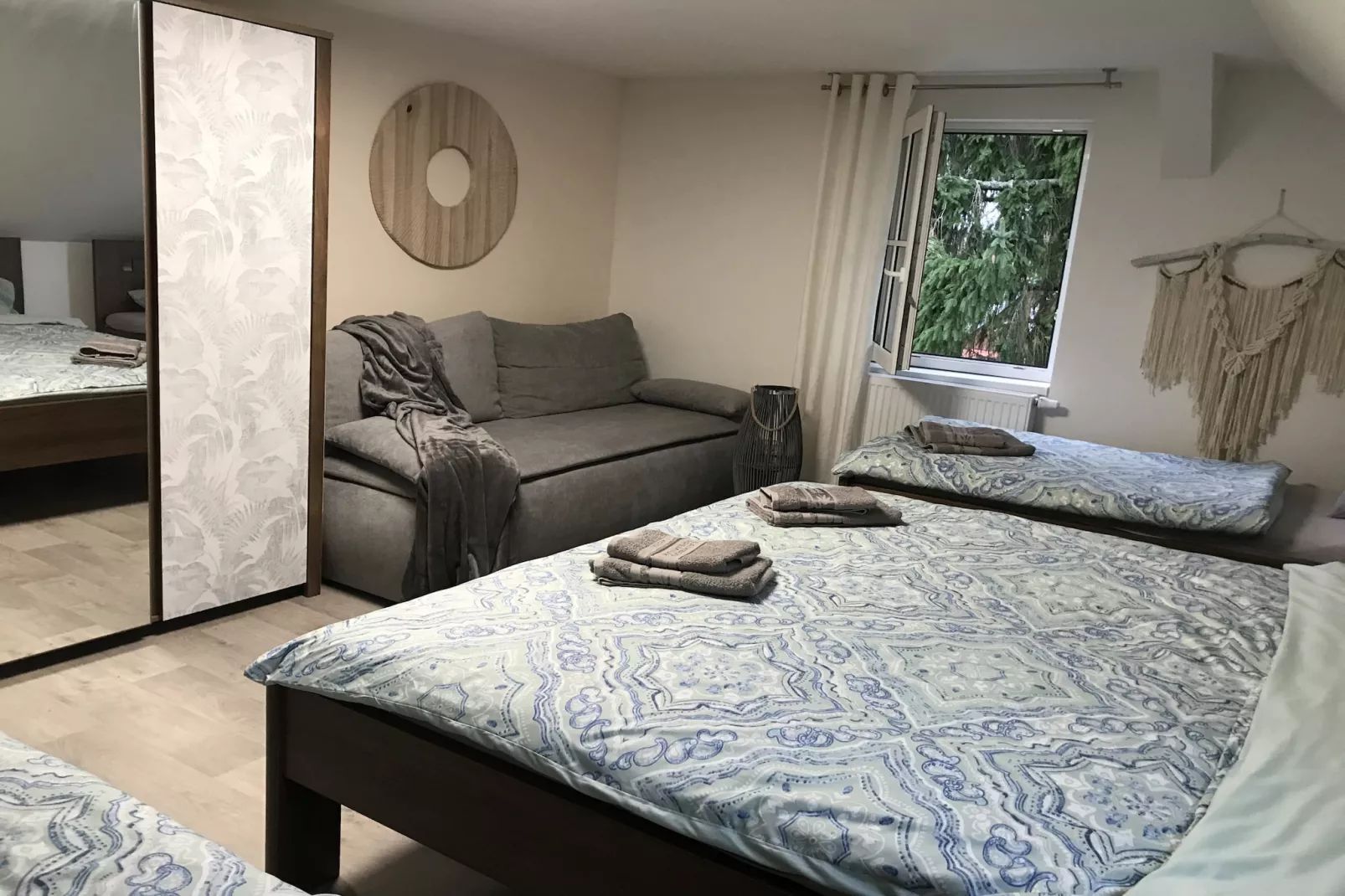 Tanvald LSH141-Schlafzimmer