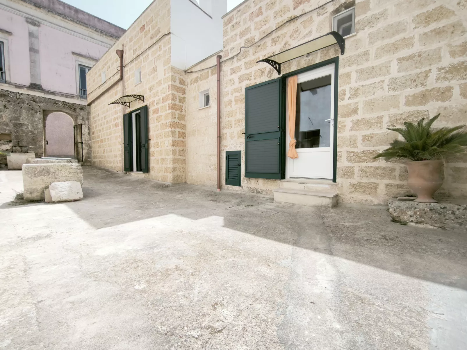 Le Cementine-Outside