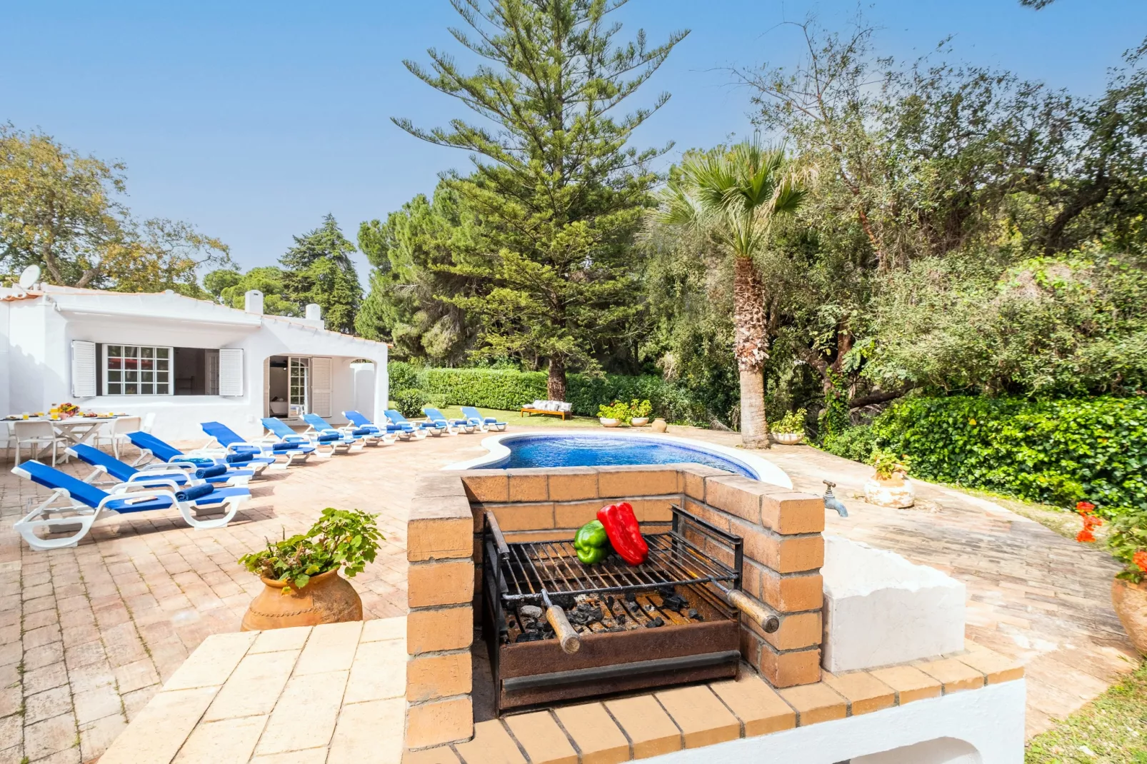 Villa AlGharif-Schwimmbad