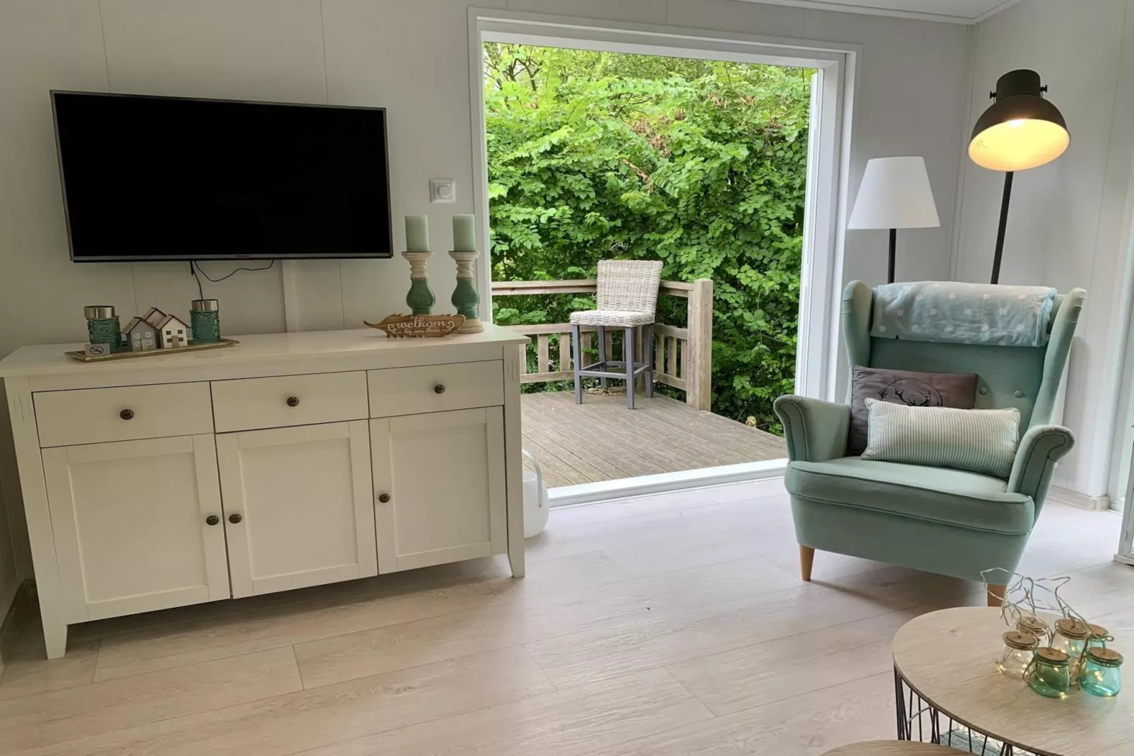 Campanula 191-Living room