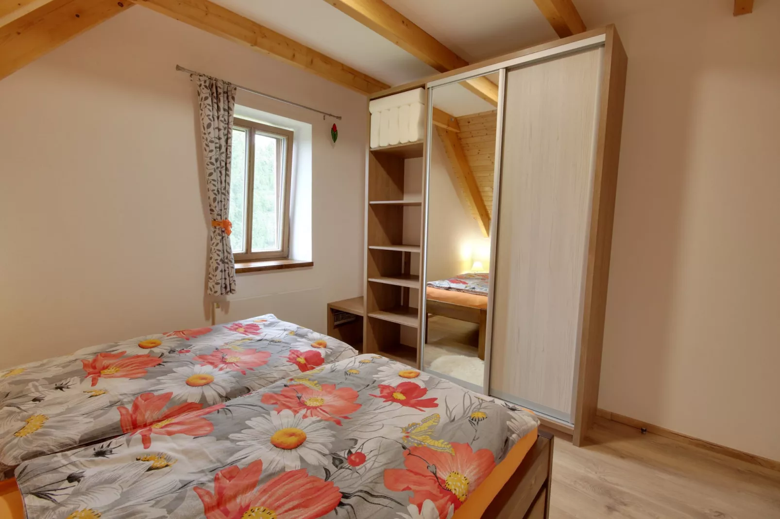 Korenov LPM010-Schlafzimmer