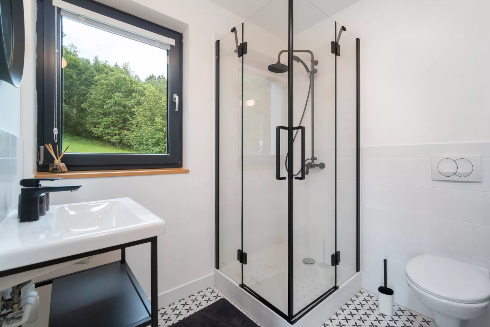 Villa Desna - LDS021-Bathroom
