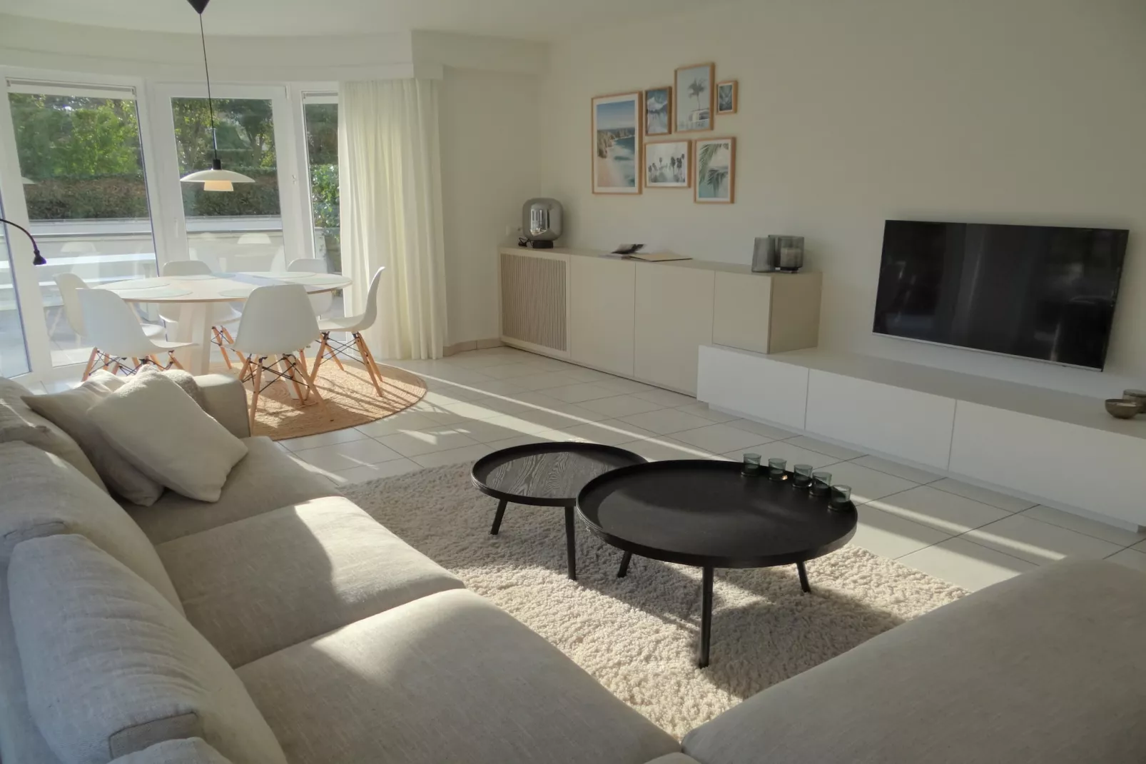 AMARYLLIS GV01  PK-Living room