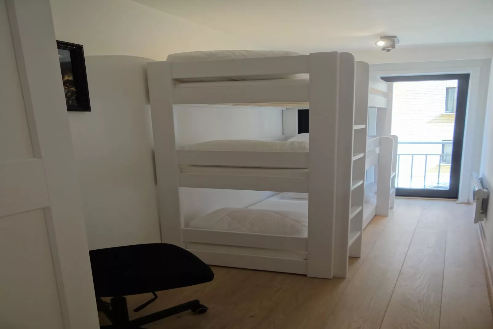 VIERBOETE 0201PK-Bedroom