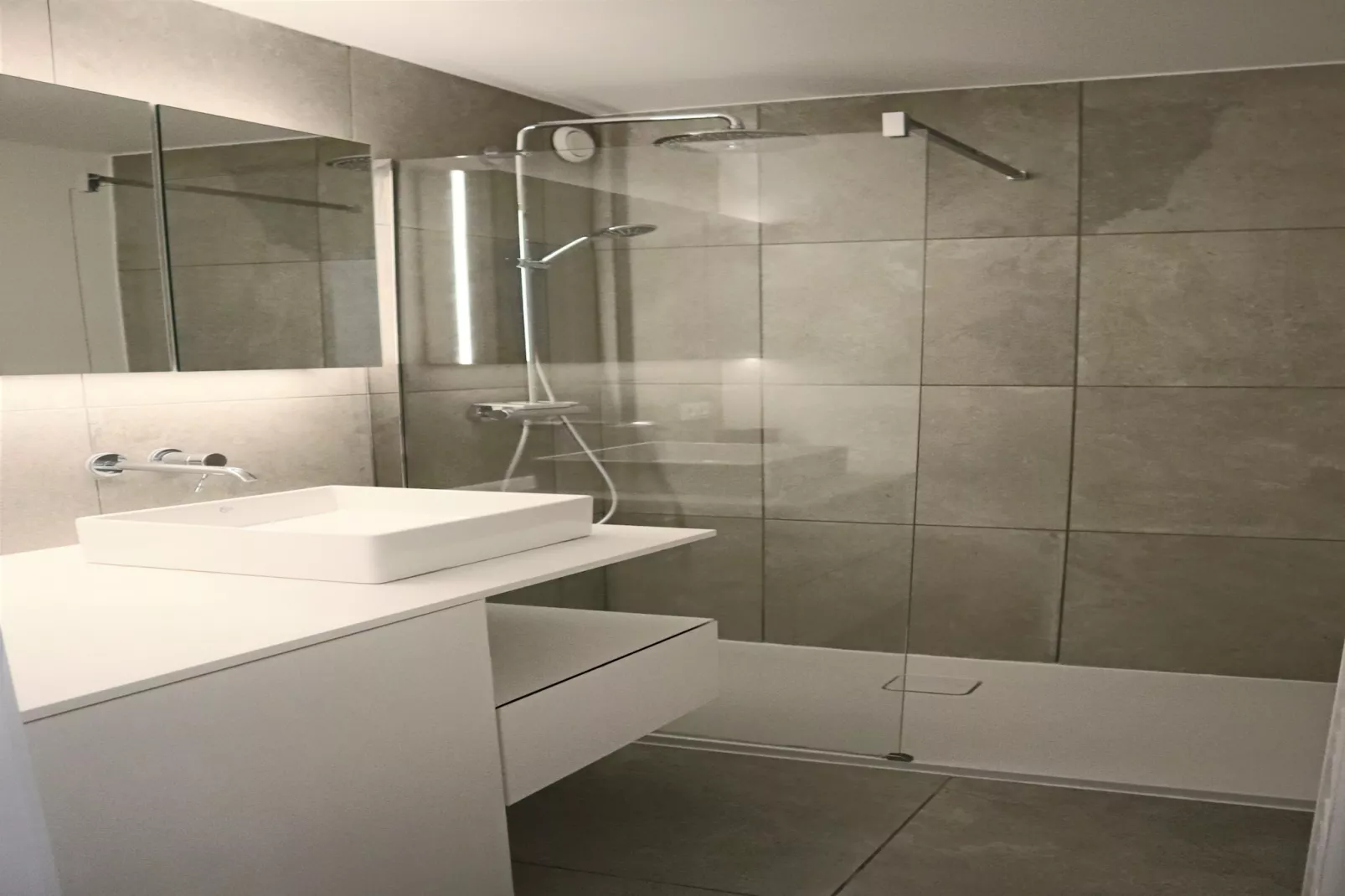 VIERBOETE 0201PK-Bathroom