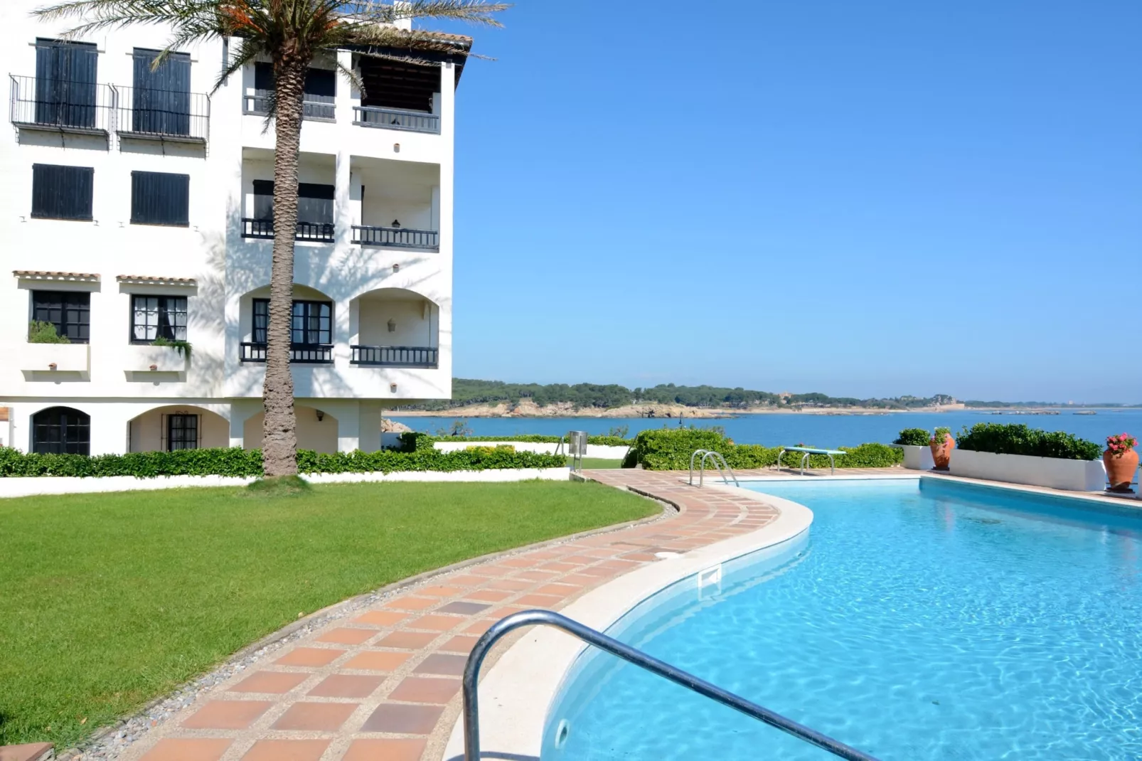 PUNTA ROMANA A 403-Pool