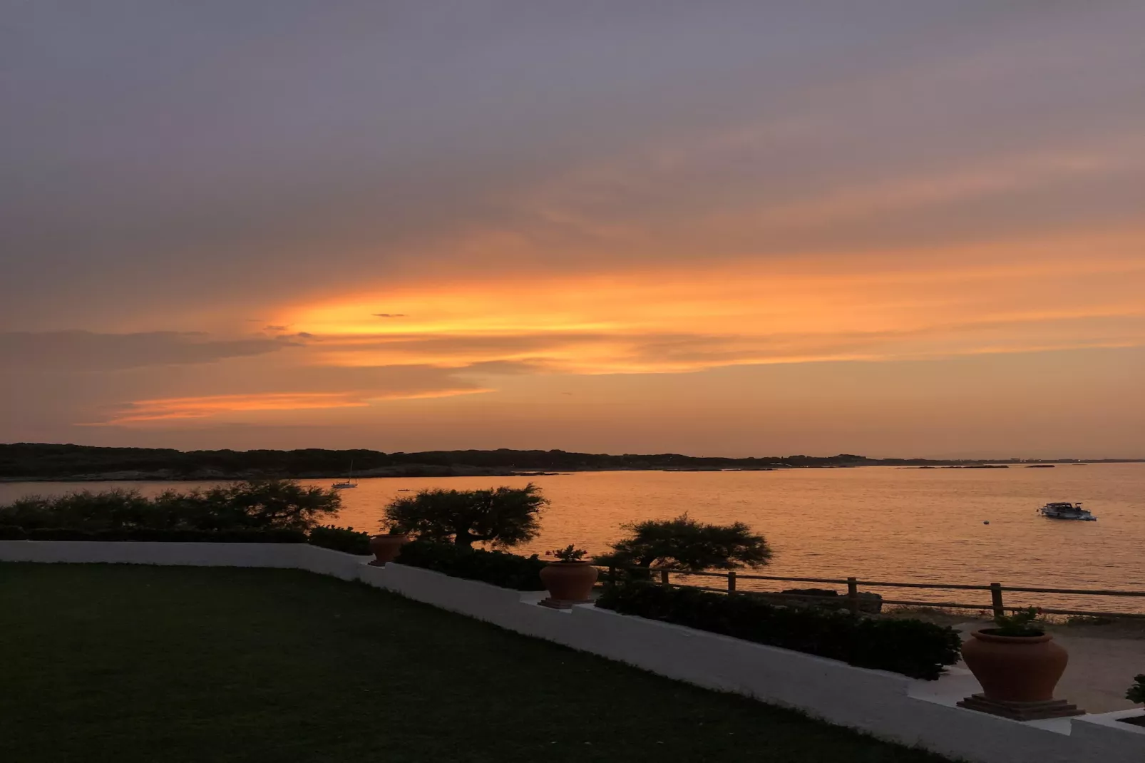 PUNTA ROMANA A 403-View summer