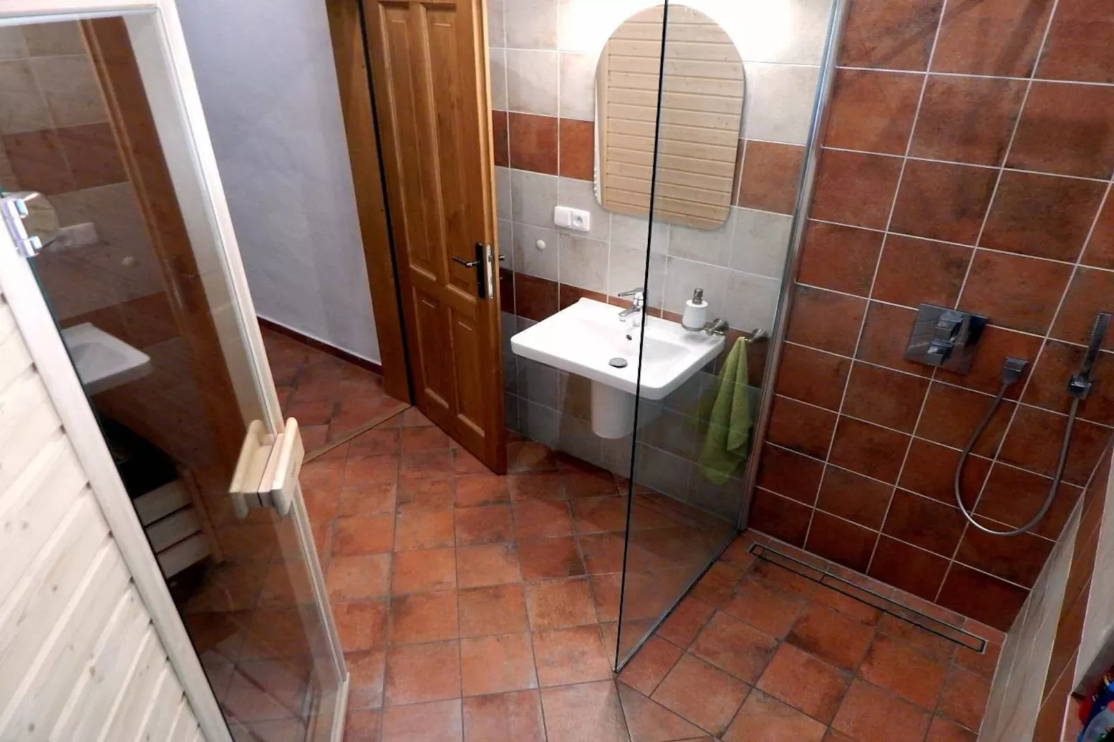 Rokytnice KRM450-Bathroom