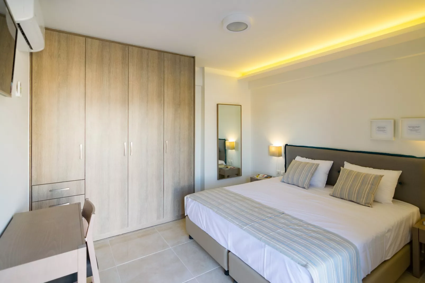Blue Oyster Beach 5-Bedroom