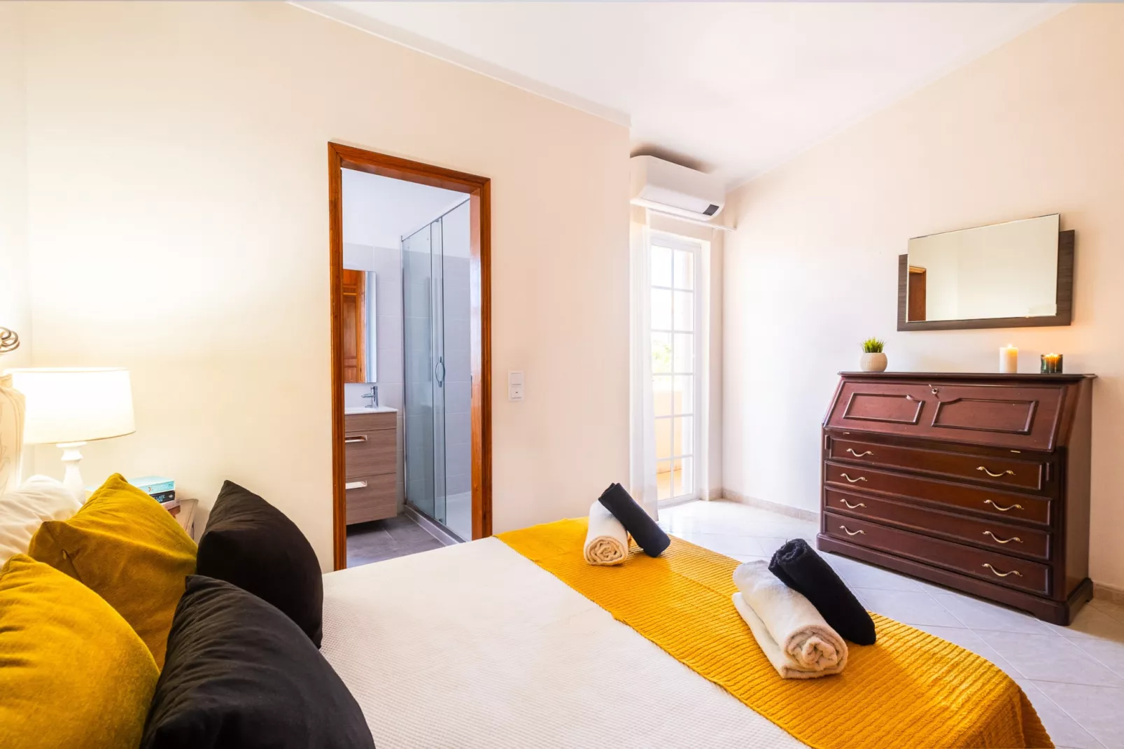 Villa La Digue-Bedroom