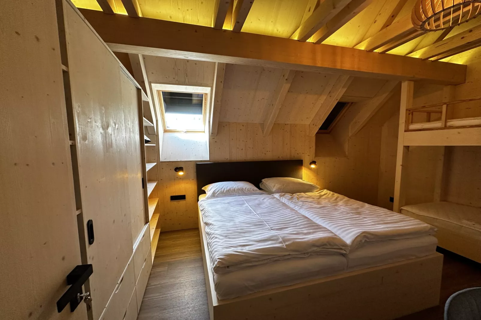 Villa Semily LRO127-Schlafzimmer