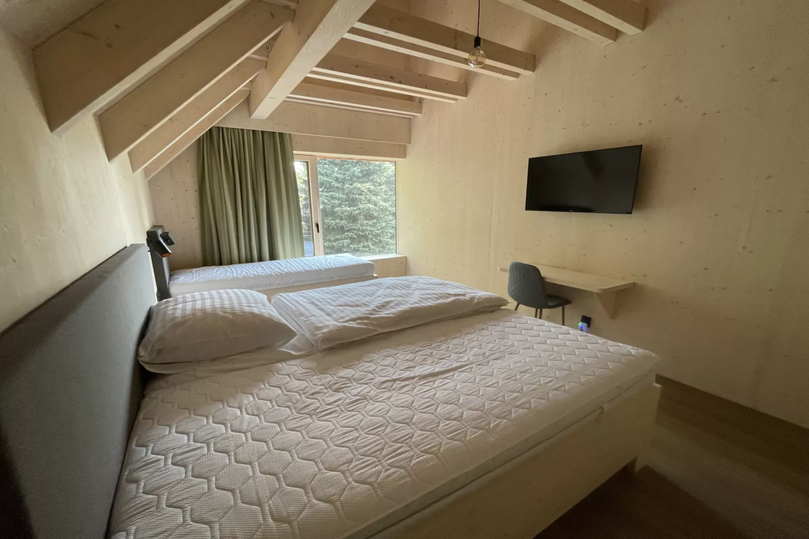 Villa Semily LRO127-Schlafzimmer