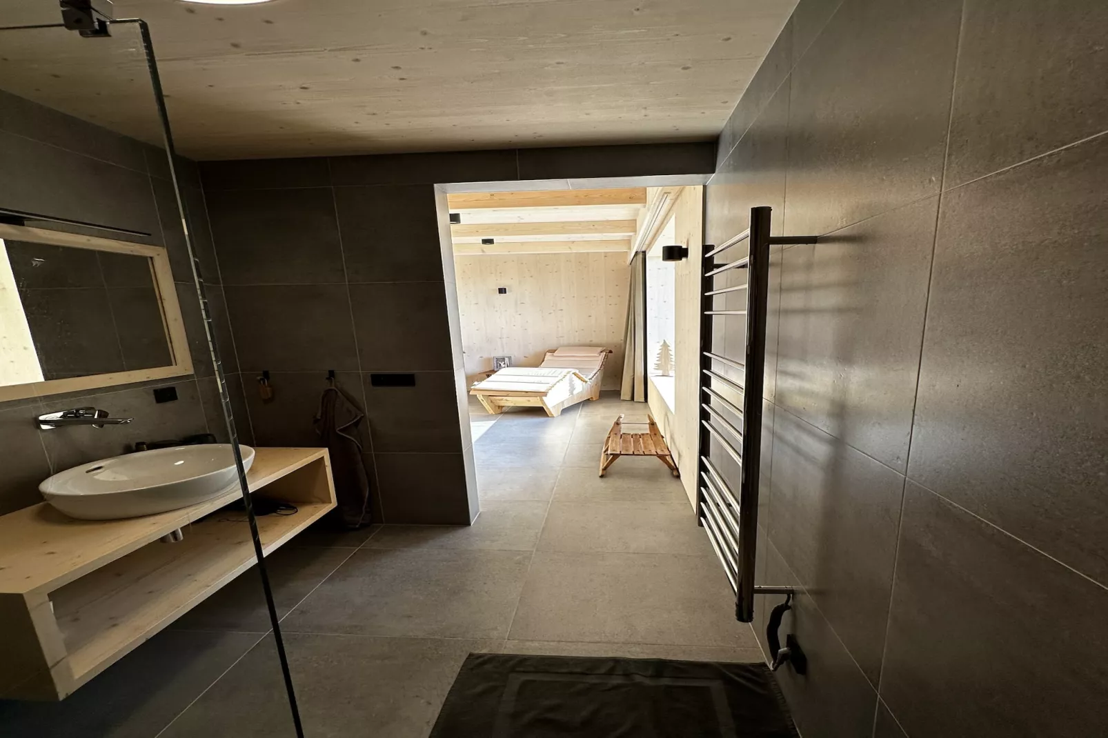 Villa Semily LRO127-Badezimmer