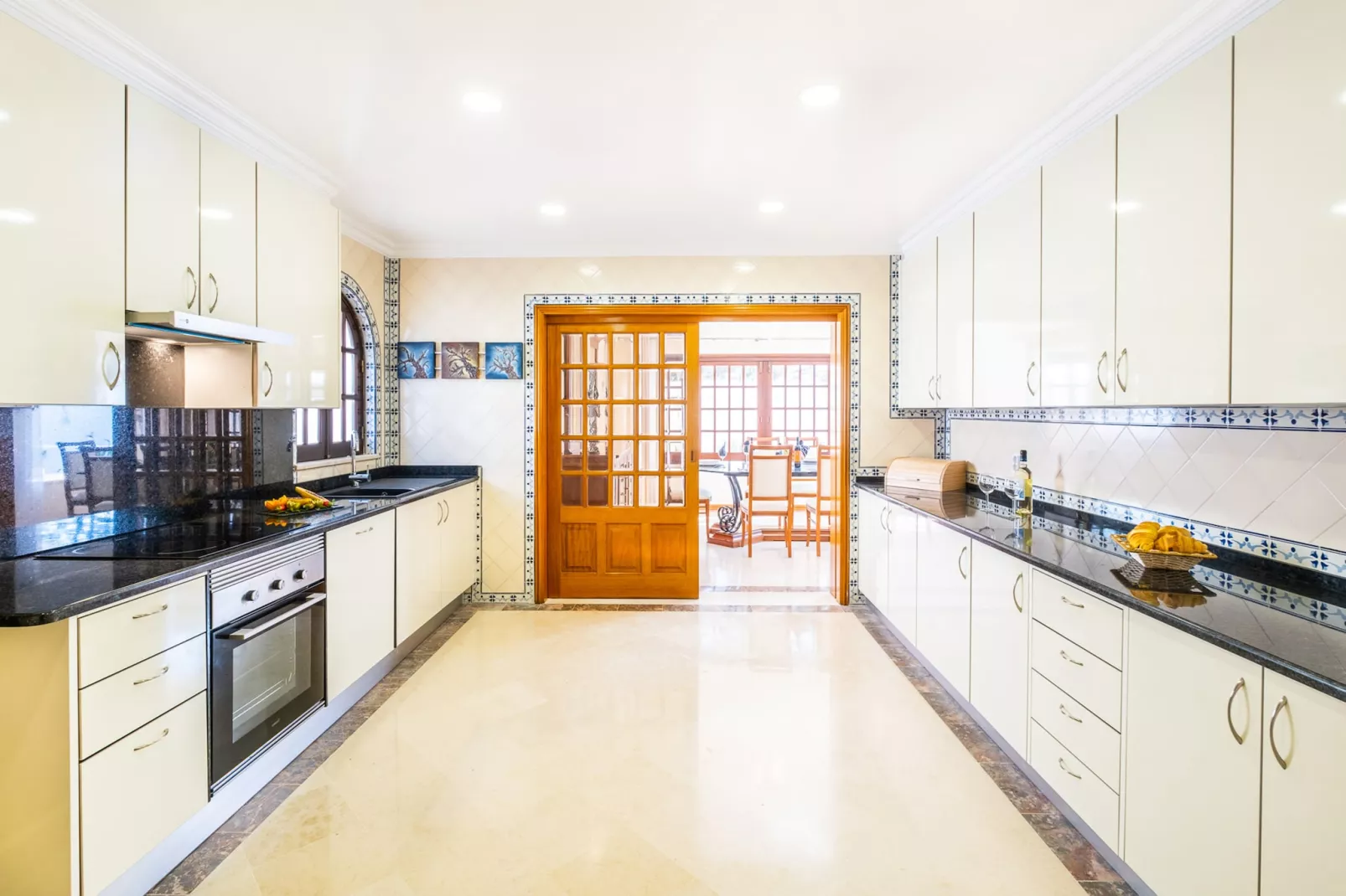 Villa Molucas-Kitchen