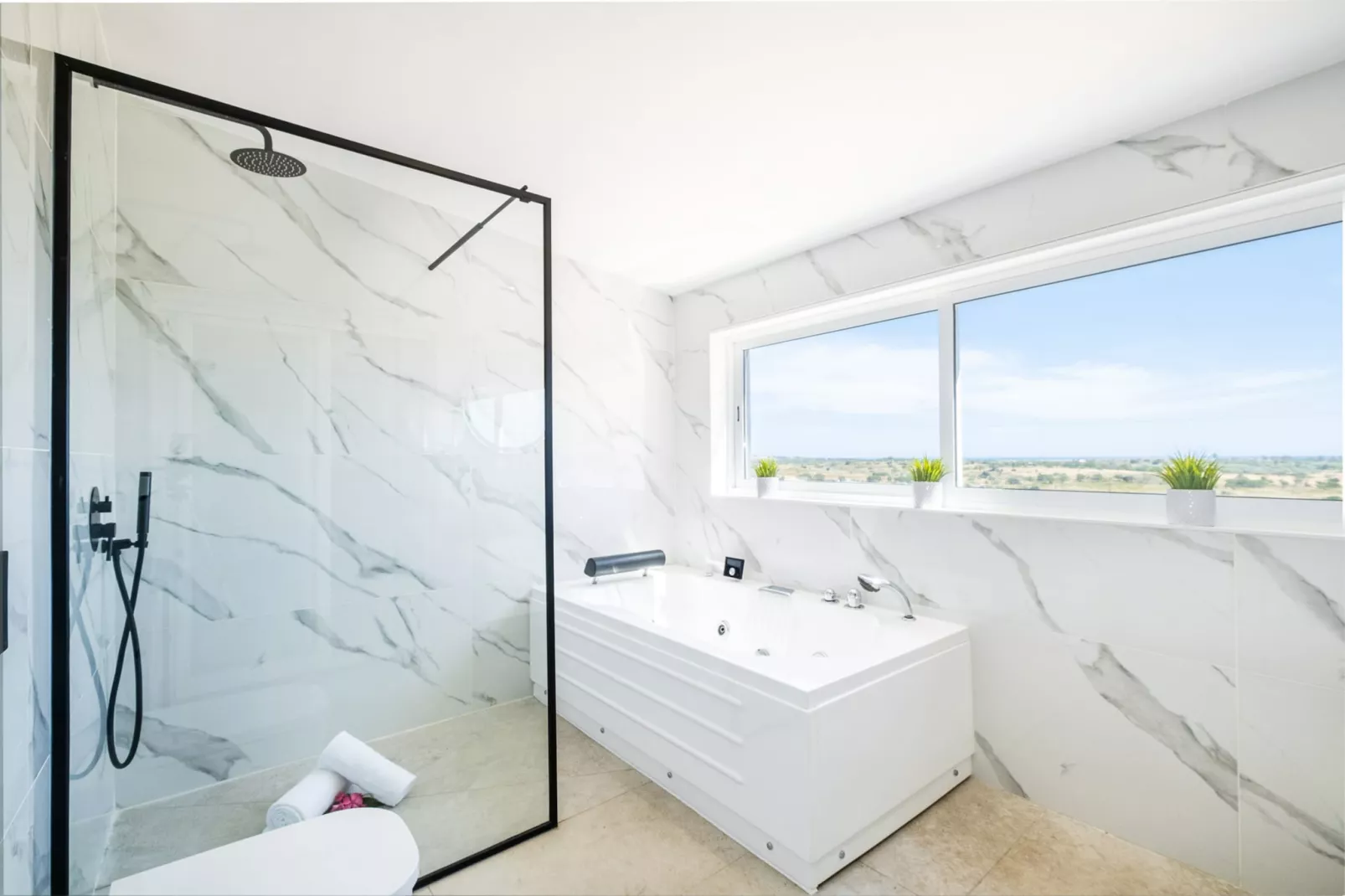 Villa Avalon-Bathroom