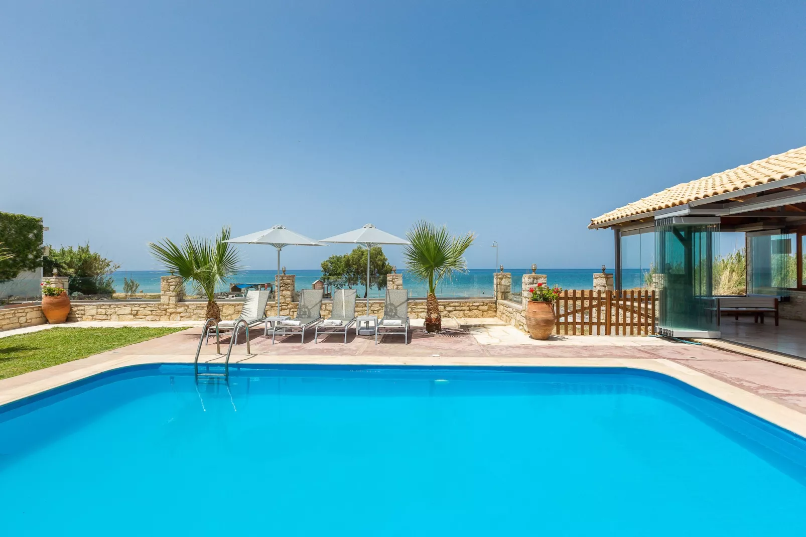 Golden Sand Beach villa-Pool