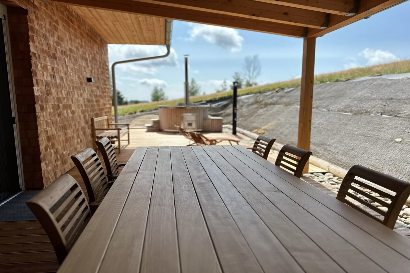 Villa Semily LRO127-Terrasse