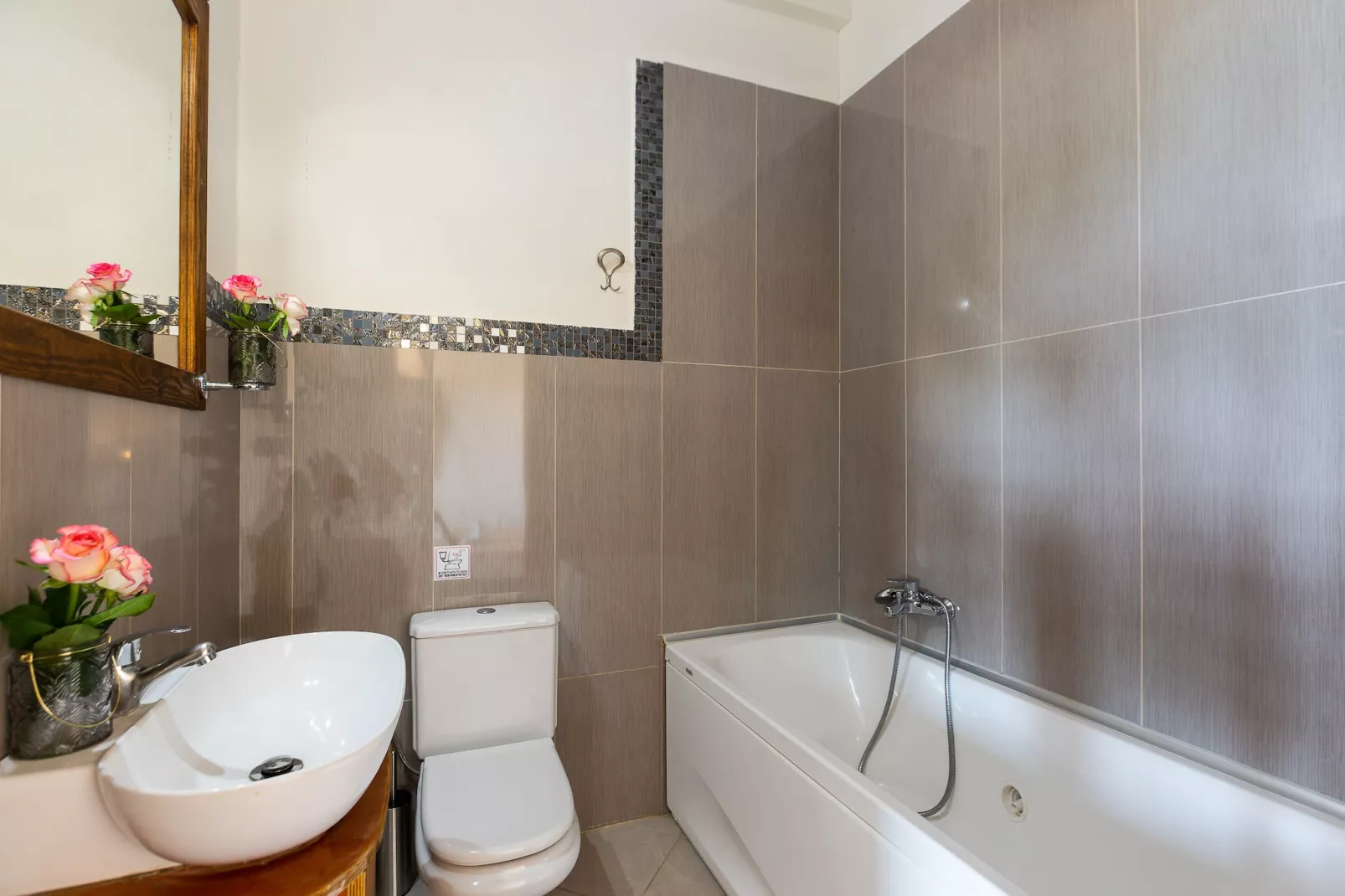 Golden Sand Beach villa-Bathroom
