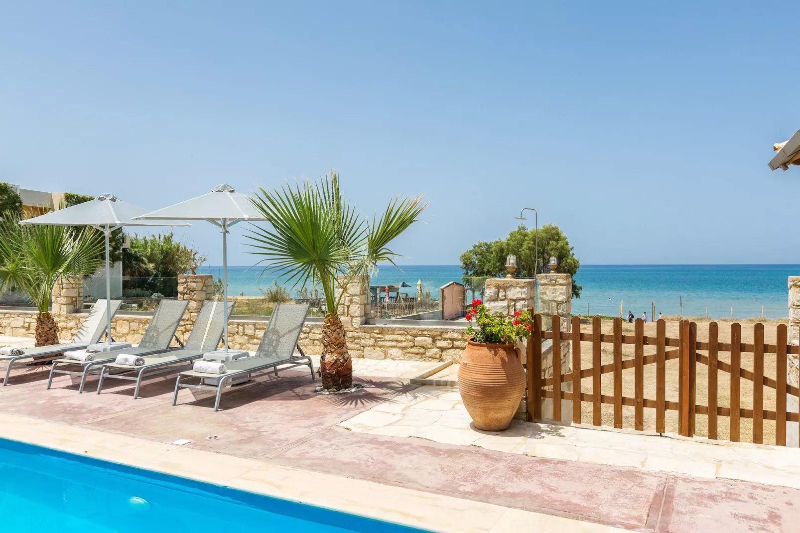 Golden Sand Beach villa-Outdoor