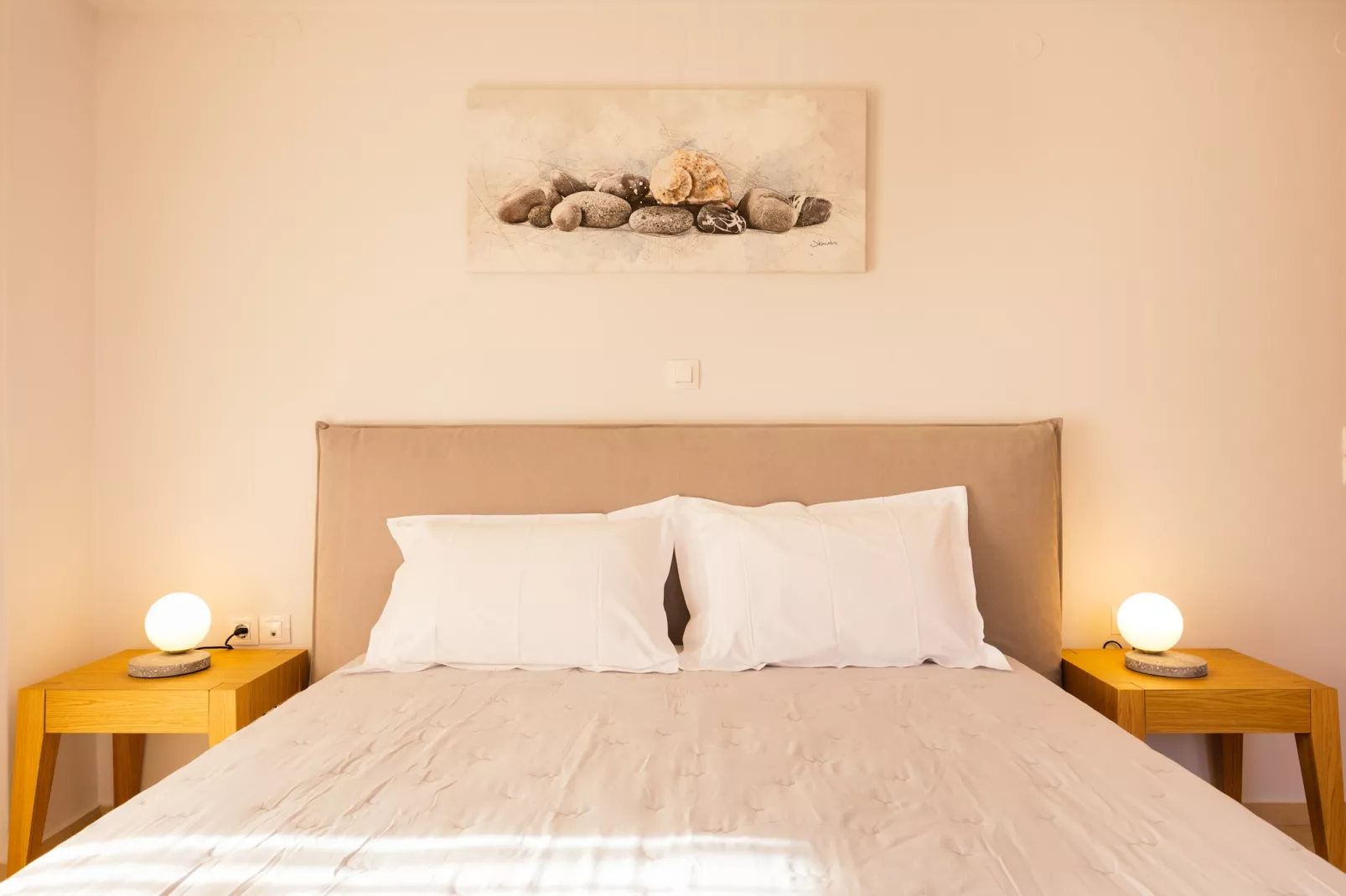 Irida-Bedroom
