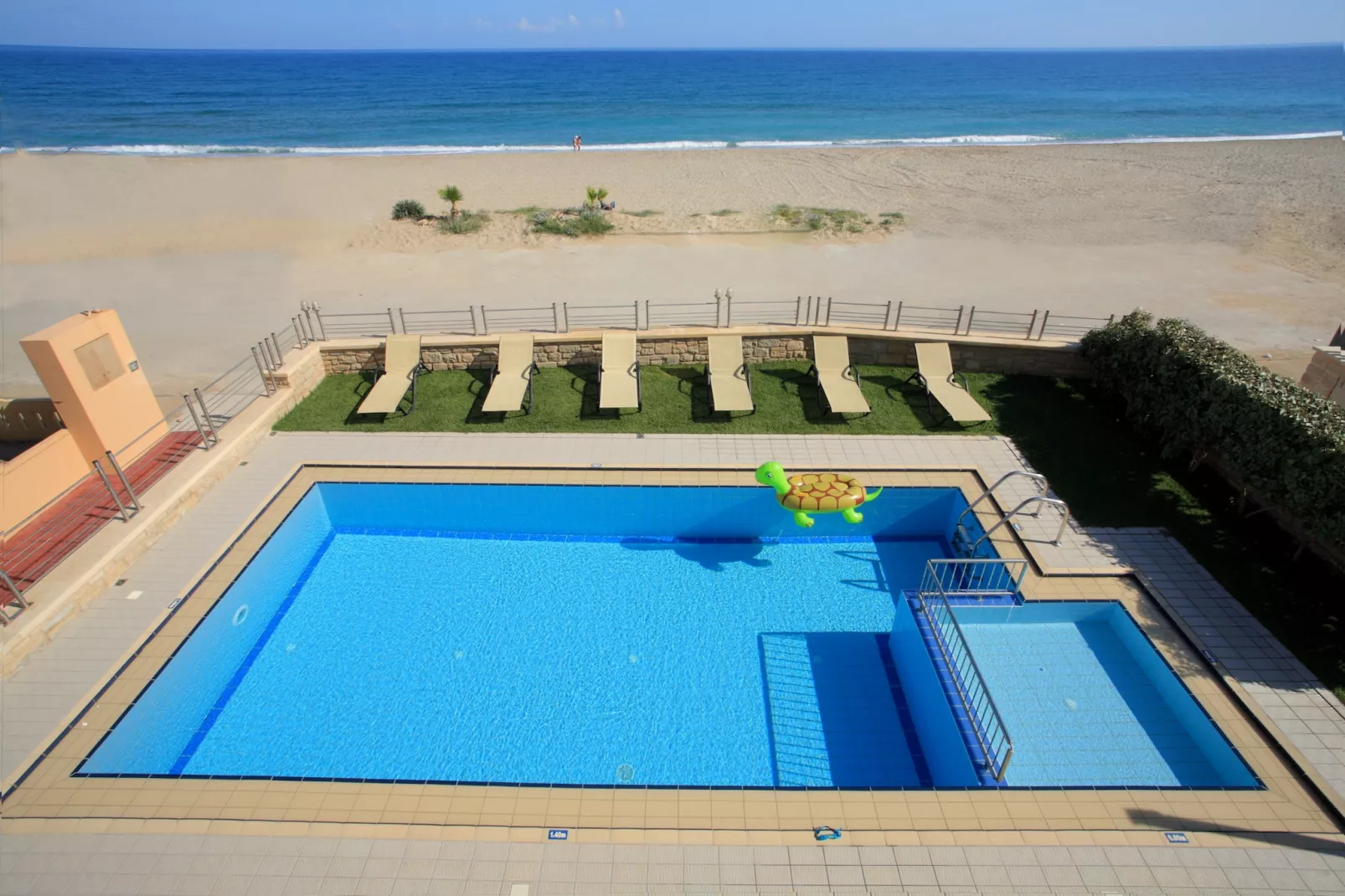 Irida-Pool
