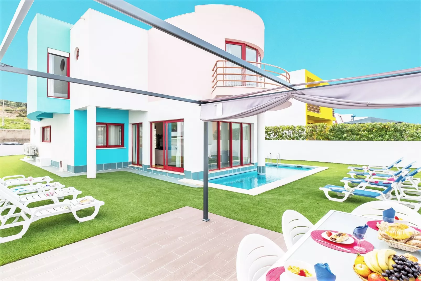 Villa Treasure Beach-Außenbereich Sommer