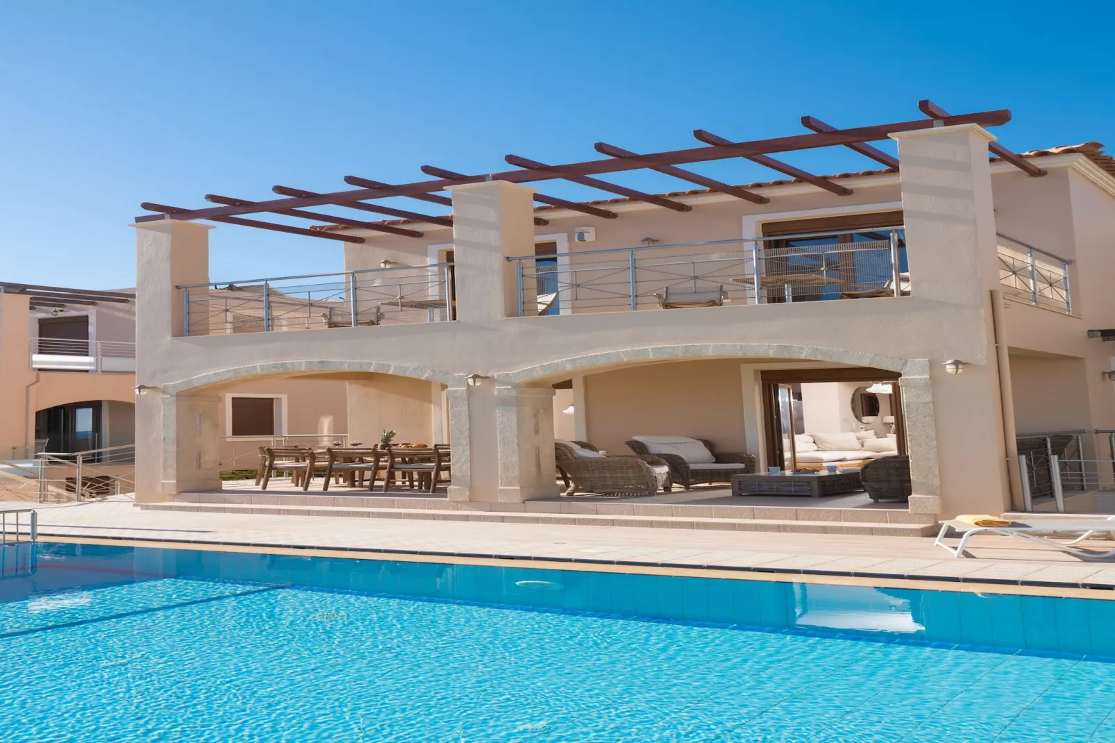 Irida-Outdoor