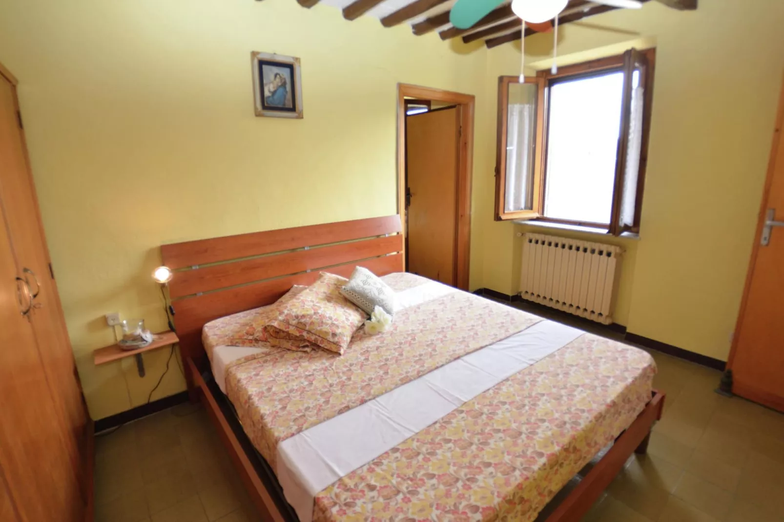 Tra Lucca e il Mare-Bedroom