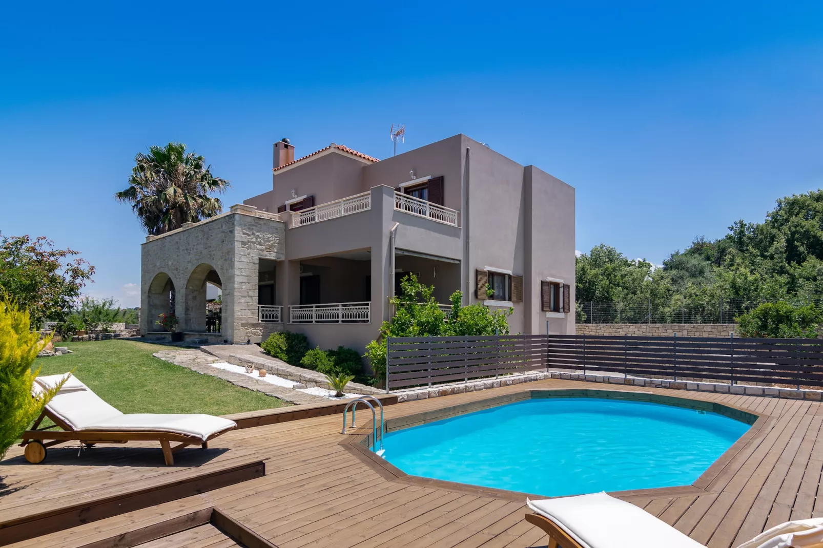 Iris Villa-Outdoor