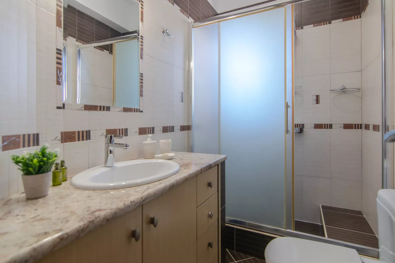Iris Villa-Bathroom